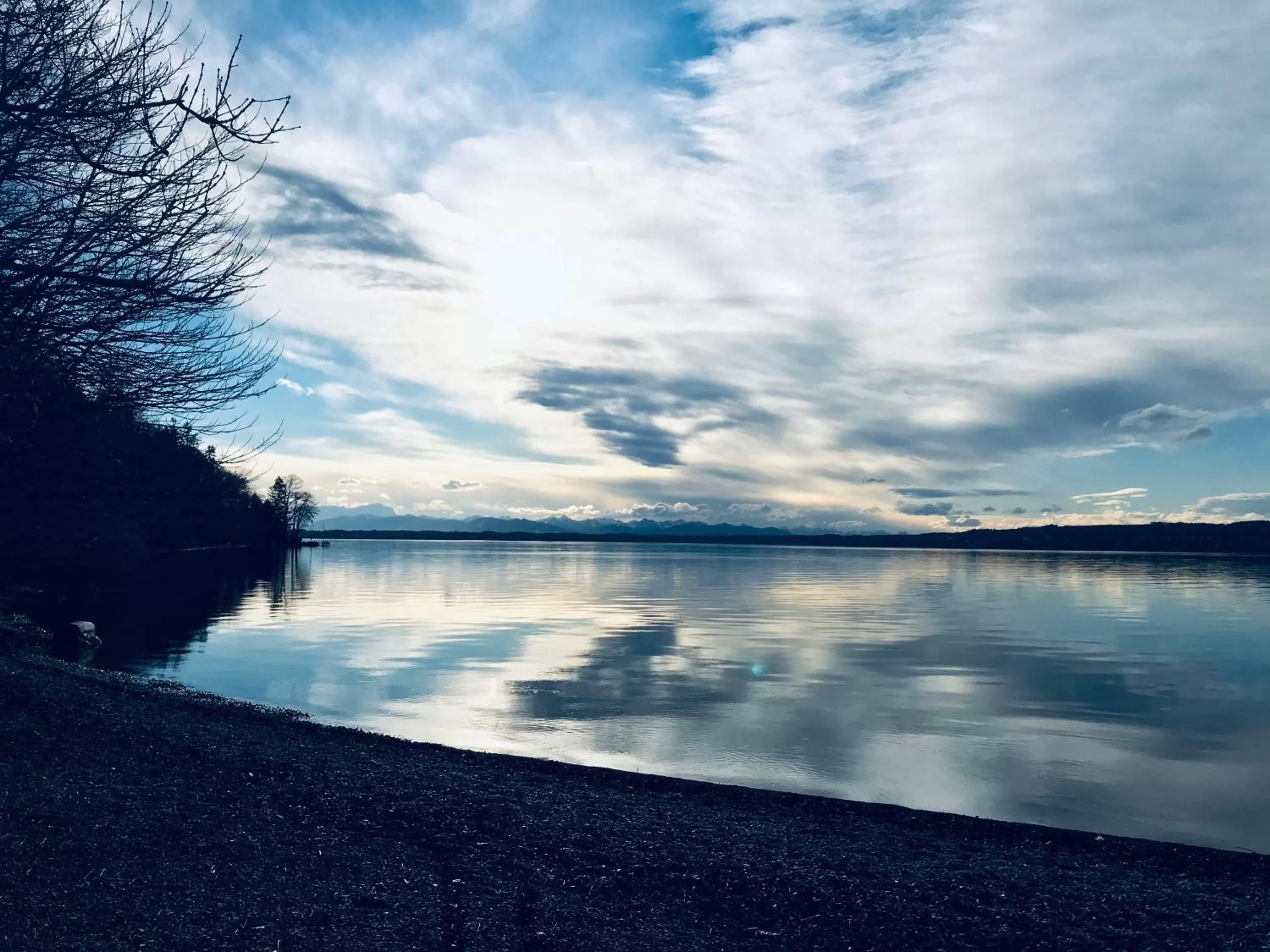 Lake view in Bed and Breakfast Bavaria München
