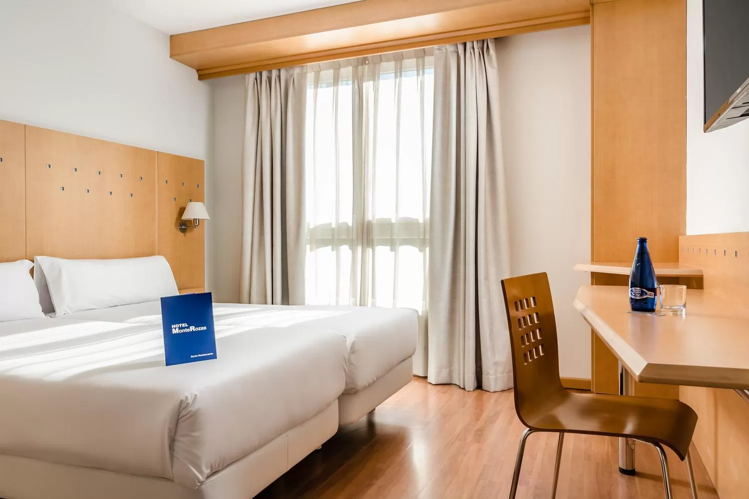 Twin Room (1-2 Adults) in Hotel Monte Rozas
