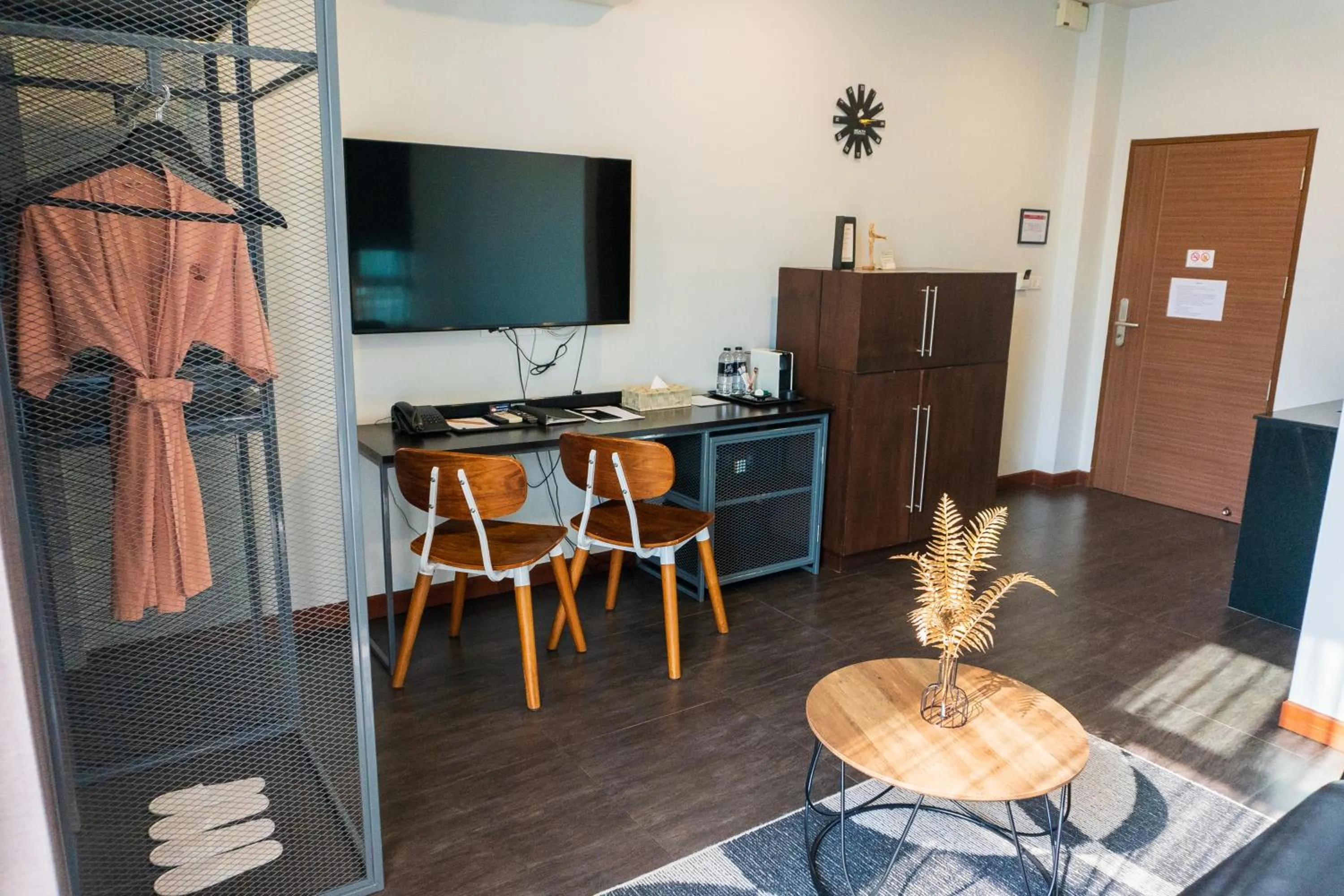 Communal lounge/ TV room in Wealth Boutique Hotel Chiang Mai