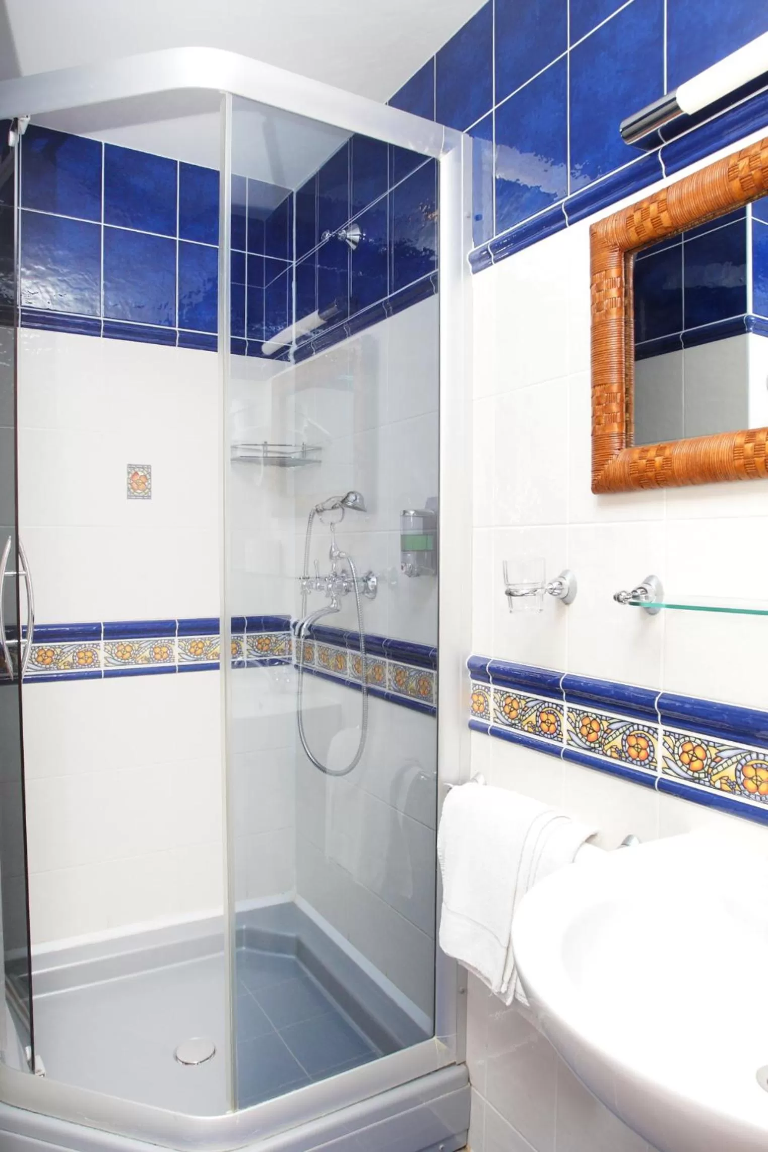 Bathroom in Hotel Villa Wesset