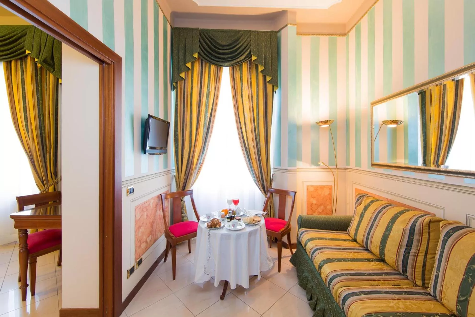 Living room in Hotel Londra