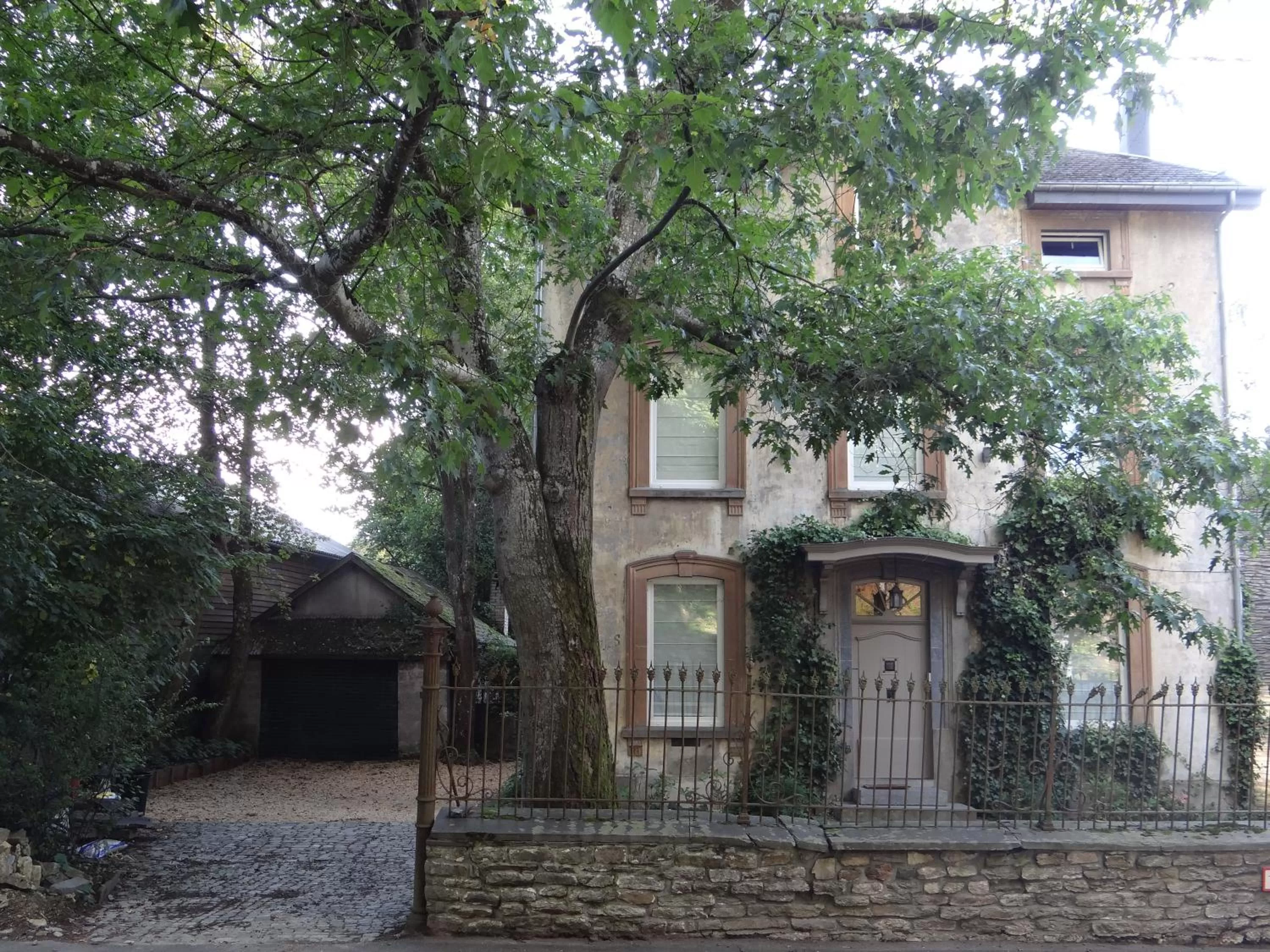 Facade/entrance, Property Building in B&B Les Tilleuls