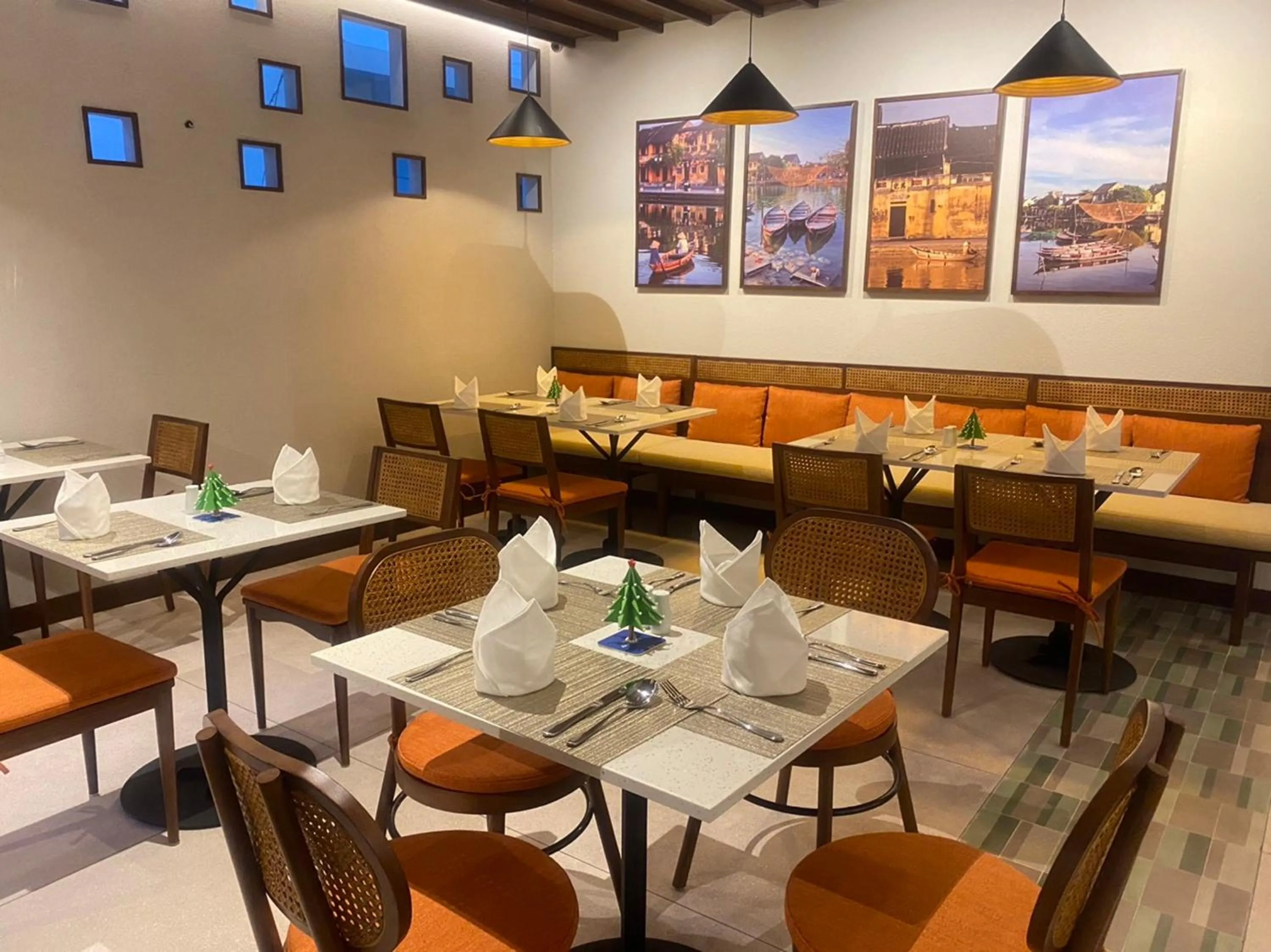 Restaurant/places to eat in Cozy An Boutique Hotel Hoian