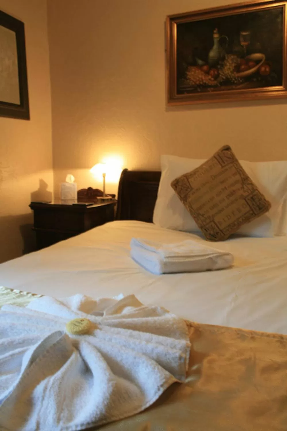 Bedroom, Bed in The Old Manor House Hotel