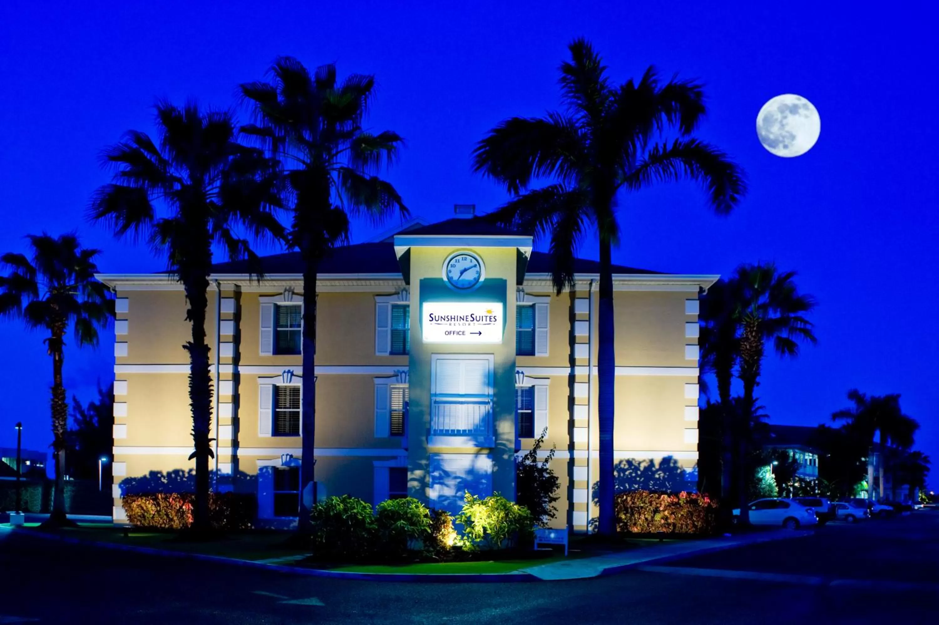 Property building in The Sunshine Hotel and Suites