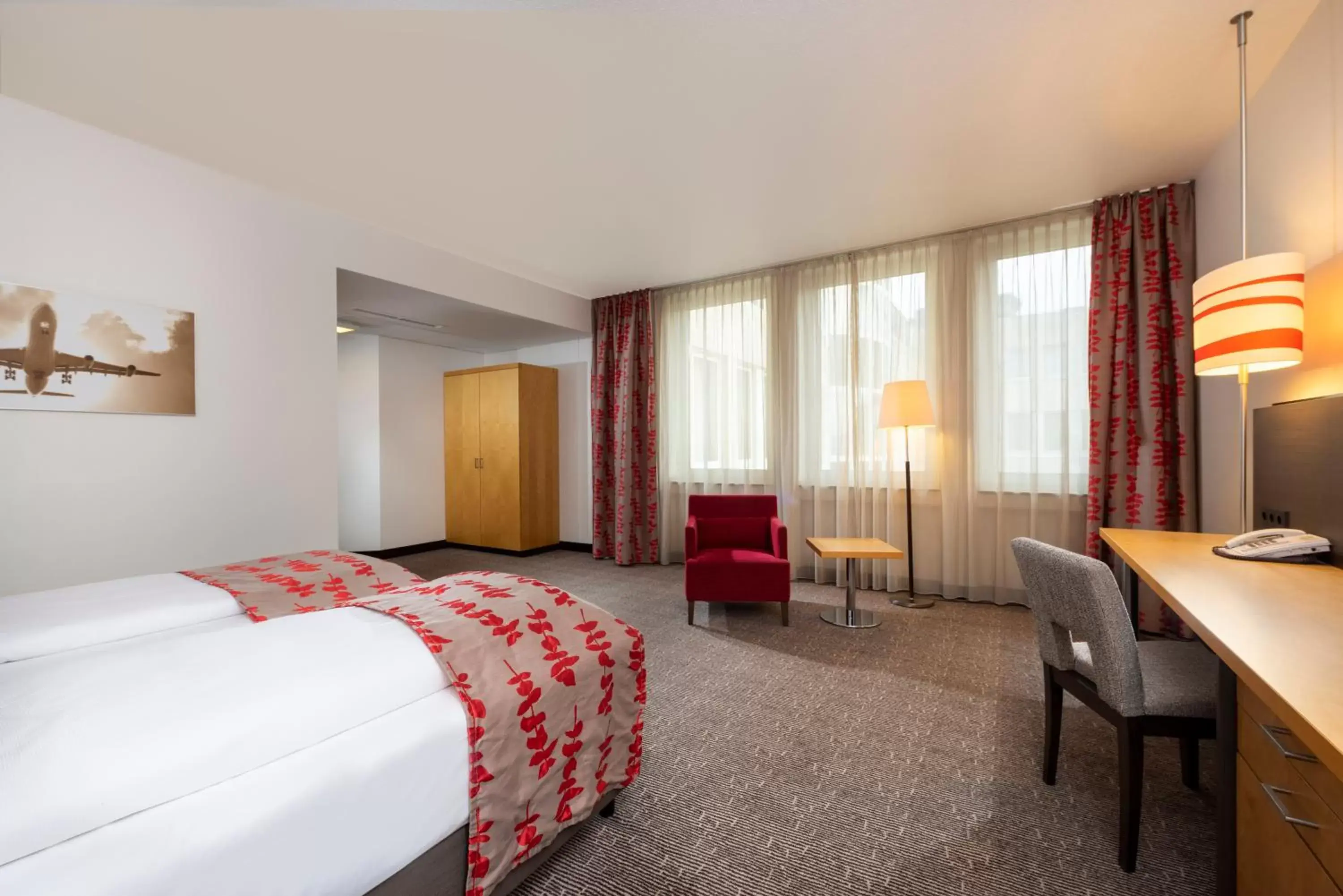 Premium Twin Room in Holiday Inn Frankfurt Airport - Neu-Isenburg by IHG Premium Twin Room in Holiday Inn Frankfurt Airport - Neu-Isenburg by IHG