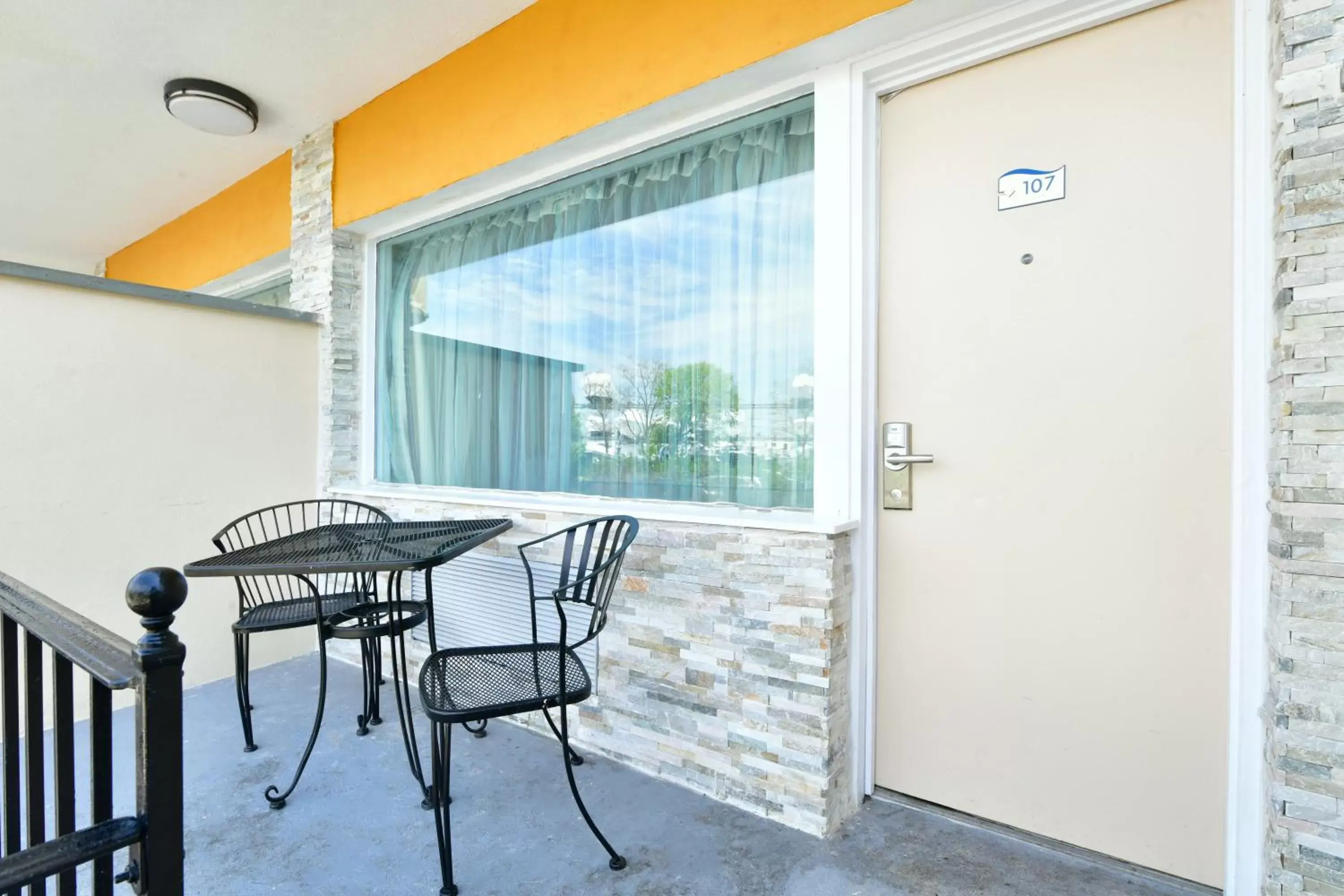 Superior Double Room in The Freeport Inn and Marina Superior Double Room in The Freeport Inn and Marina