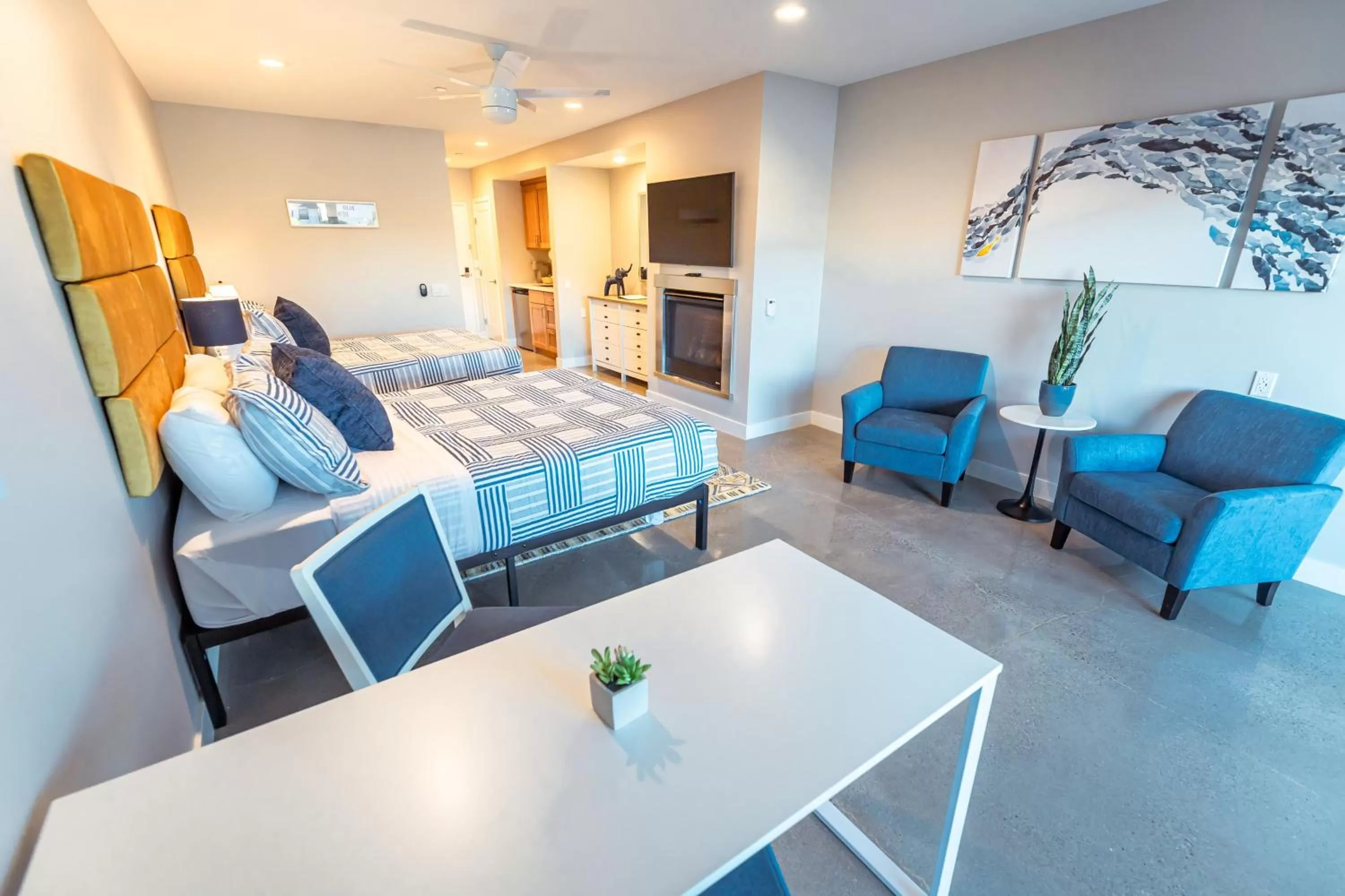 Baywood Inn Bed & Breakfast