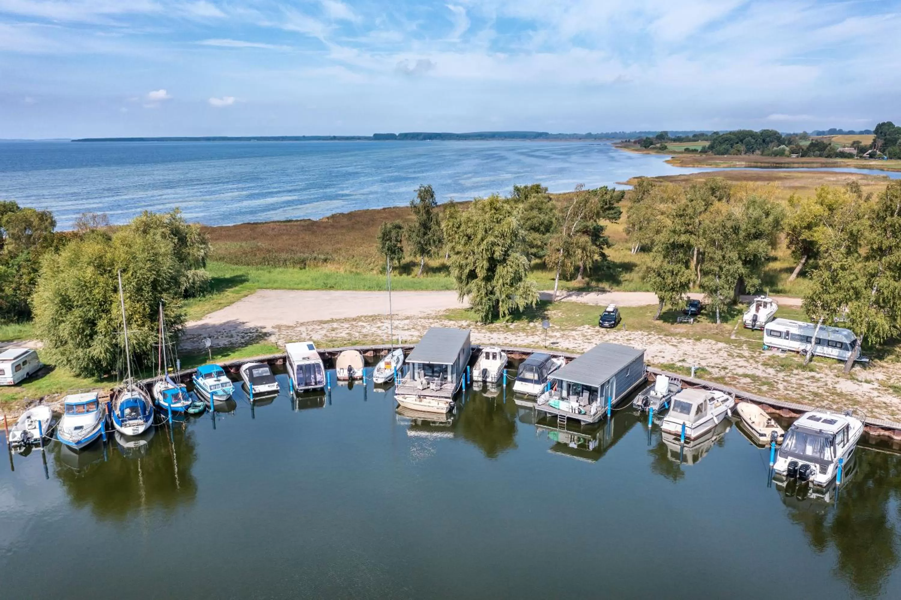 Bird's eye view in Marina Martinshafen