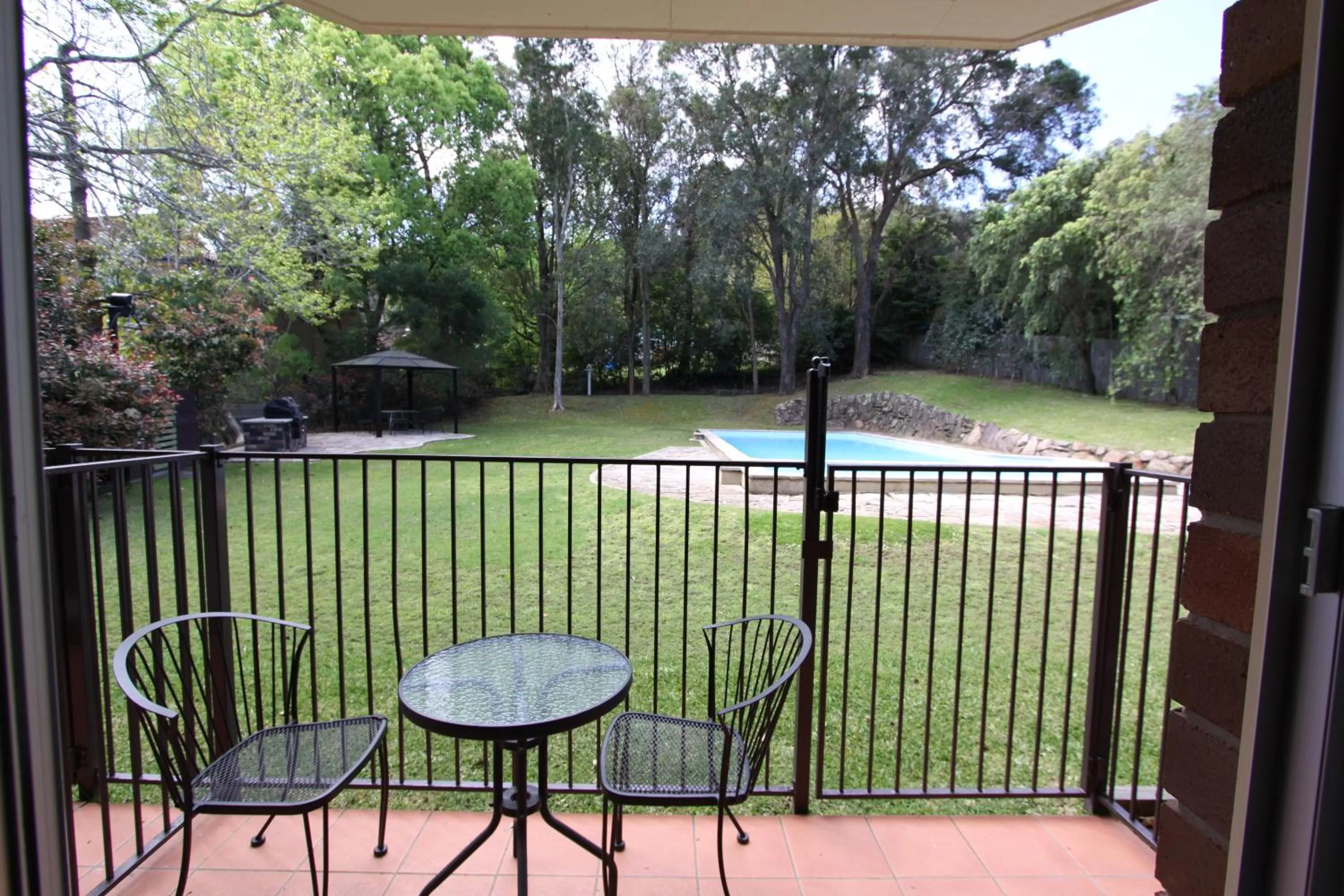 Patio in Waterview Gosford Motor Inn