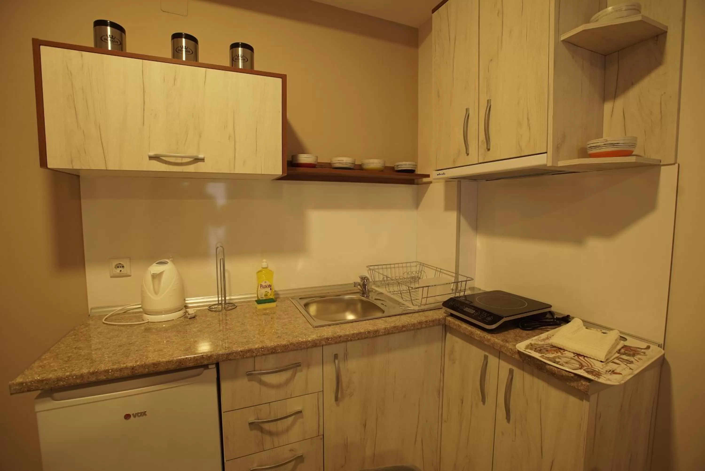 Kitchen/Kitchenette in Boulevard Apartments