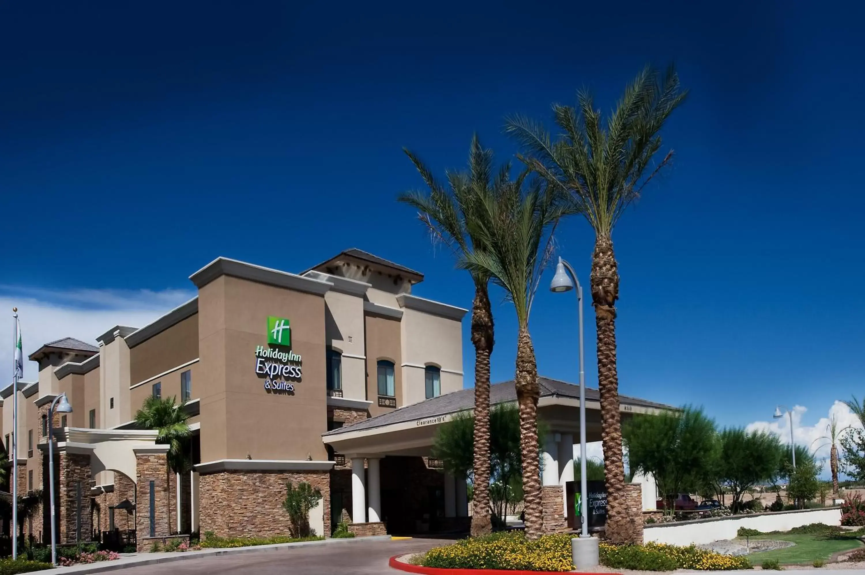 Holiday Inn Express & Suites Phoenix Glendale Dist by IHG Holiday Inn Express & Suites Phoenix Glendale Dist by IHG