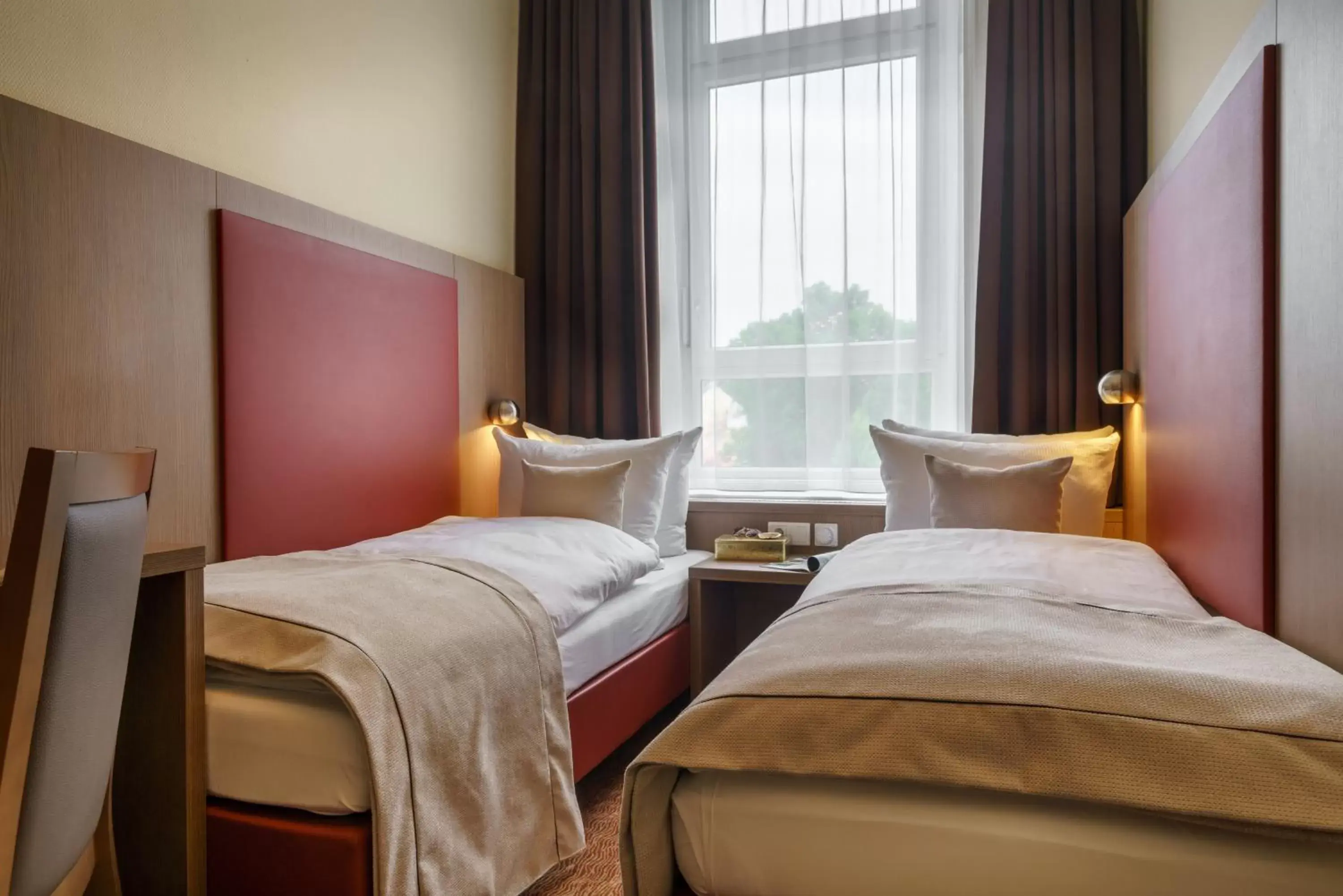 Standard Twin Room in Hotel Norddeutscher Hof Standard Twin Room in Hotel Norddeutscher Hof