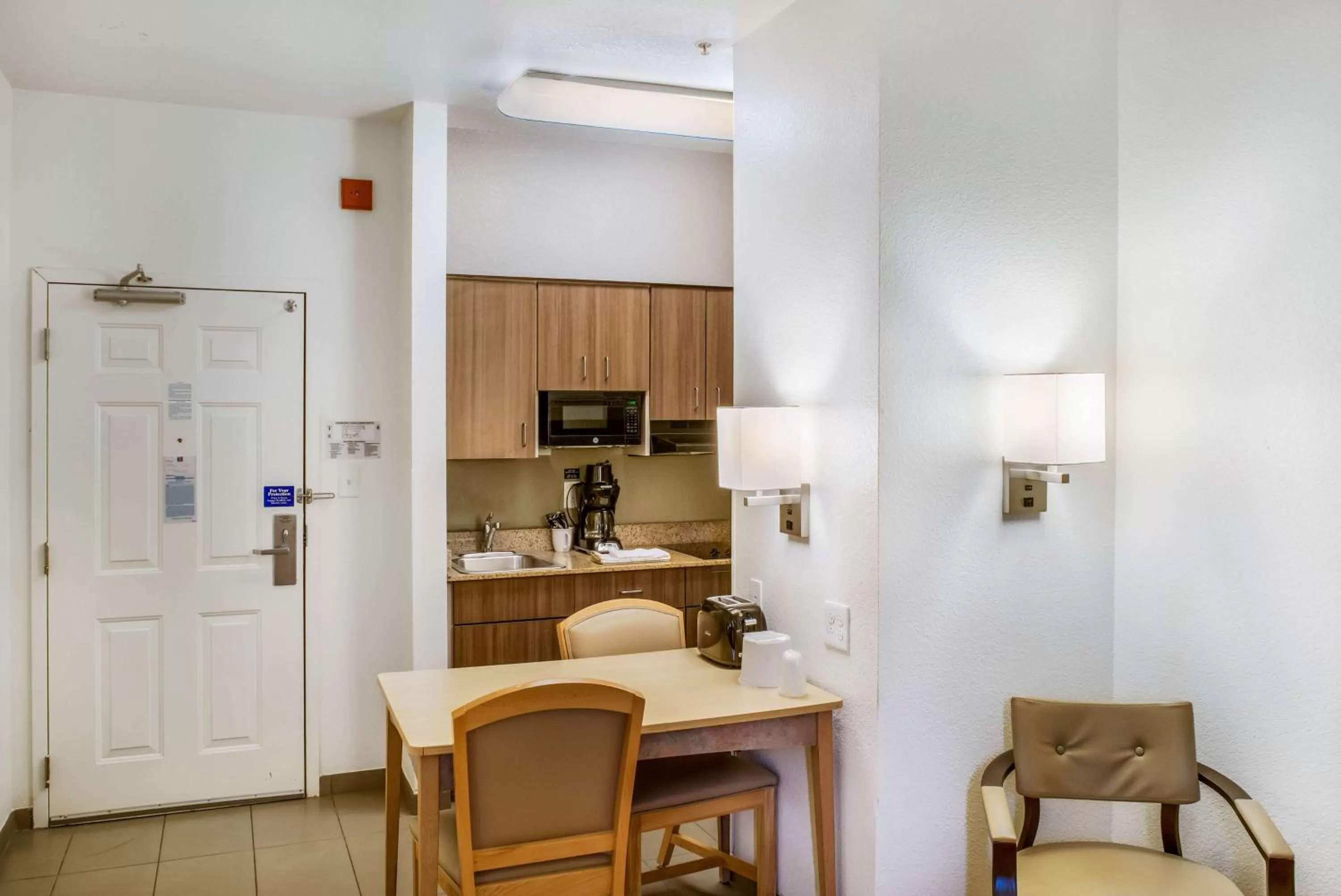 Kitchen or kitchenette in Motel 6 Fishers, In - Indianapolis