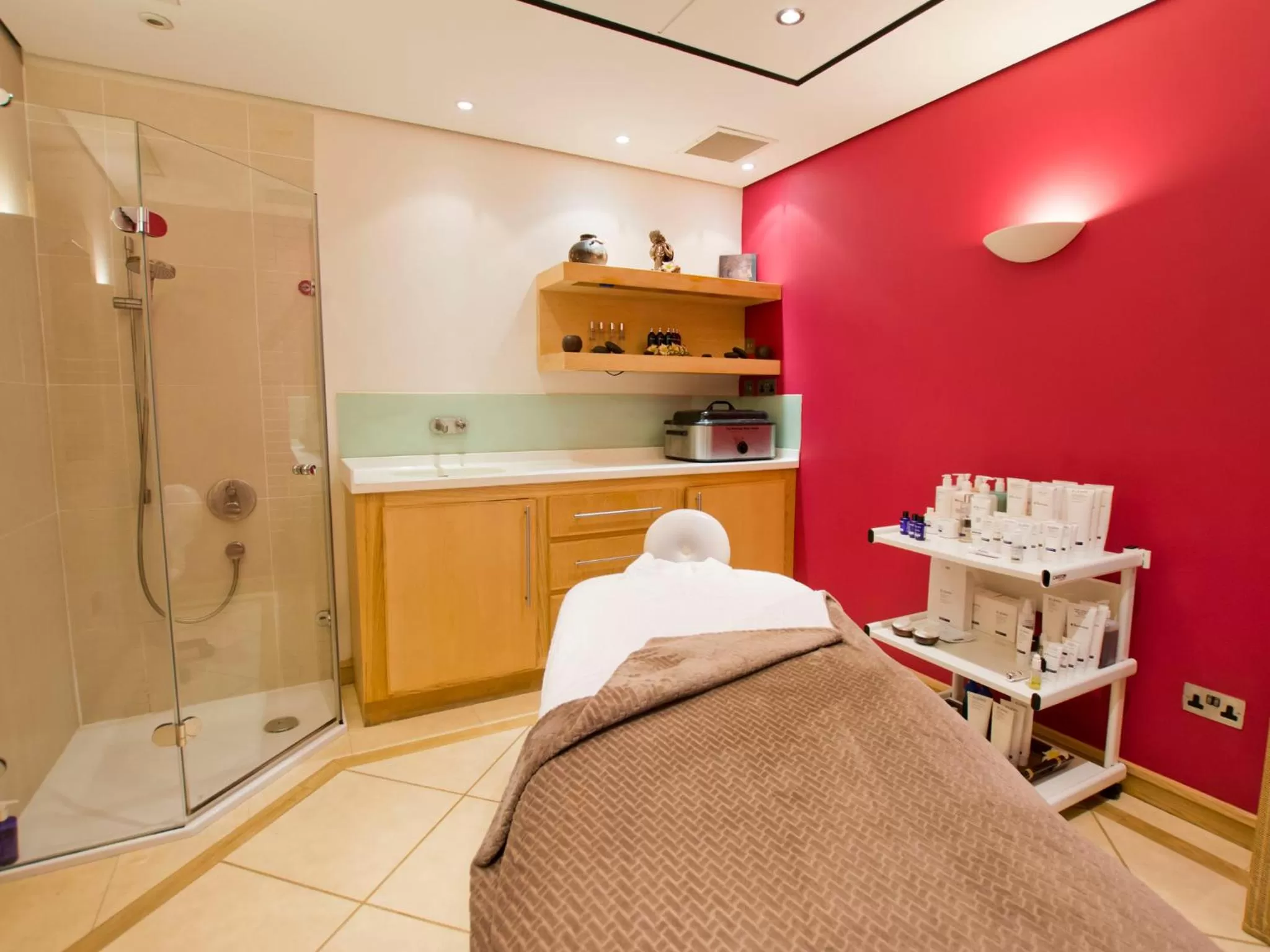 Spa and wellness centre/facilities, Bed in TLH Carlton Hotel - TLH Leisure, Entertainment and Spa Resort