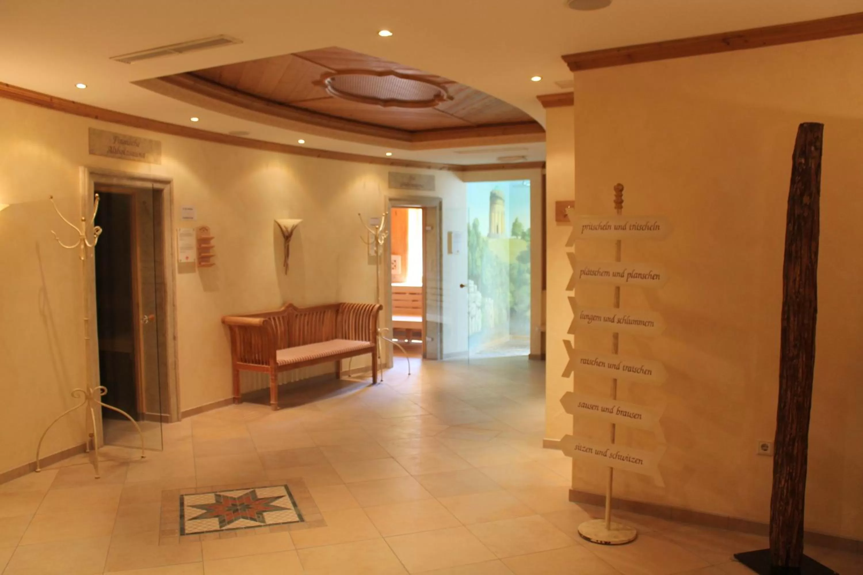 Sauna in Garden & SPA Hotel Das Götzfried