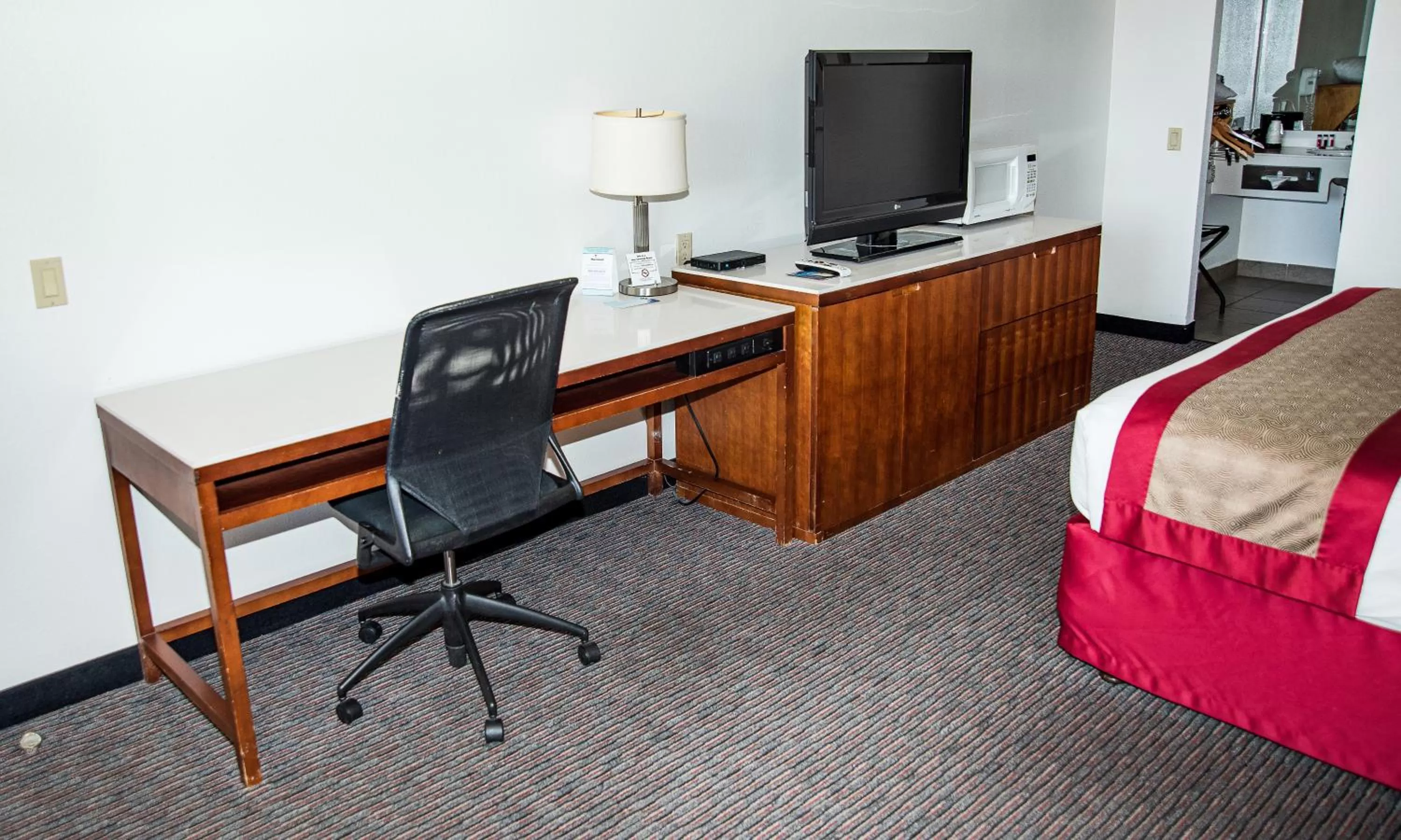 Bedroom, Bed in Ramada by Wyndham Cedar City