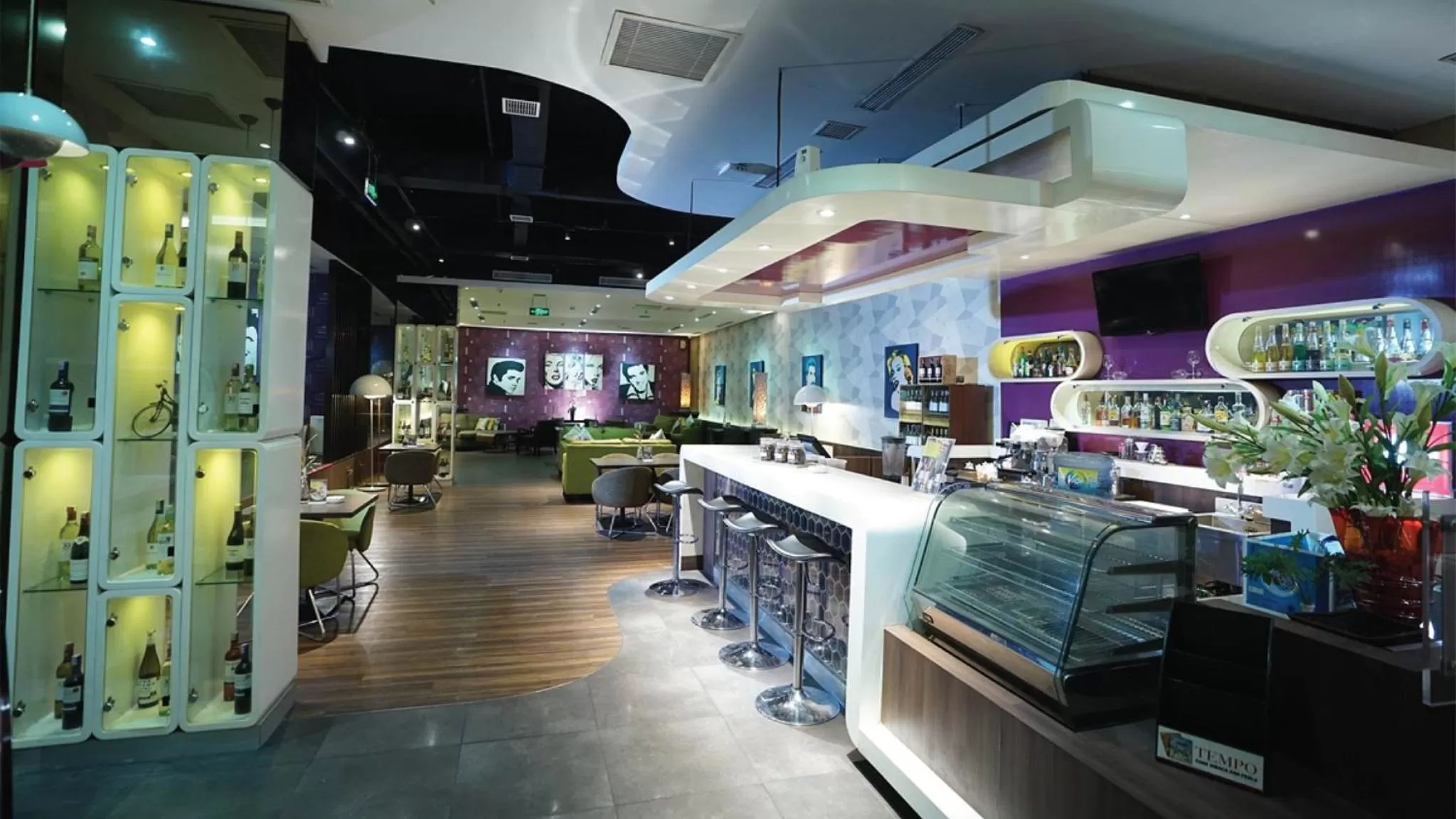 Coffee/tea facilities in Holiday Inn Bandung Pasteur by IHG