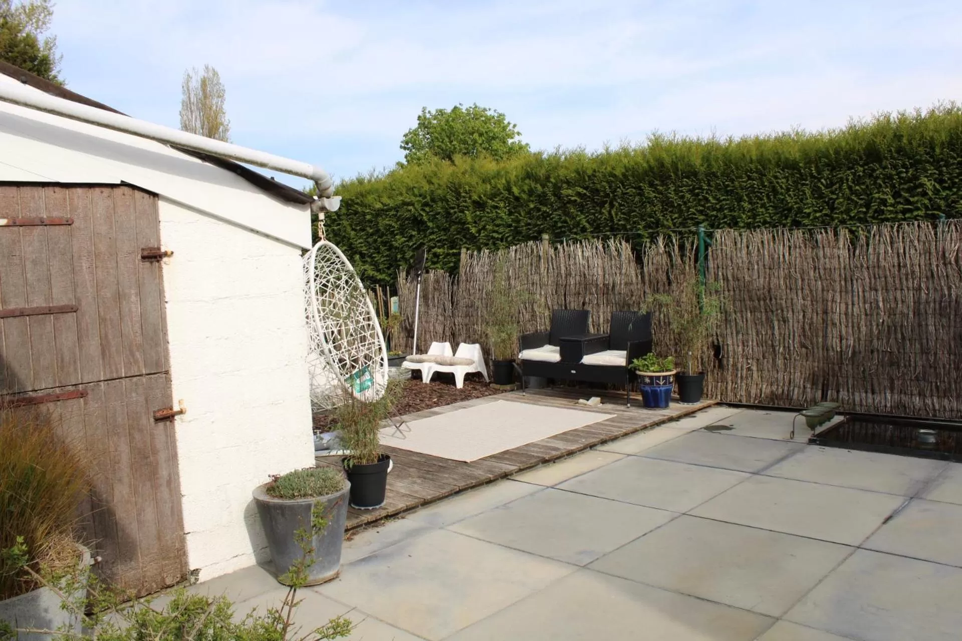 Patio, Swimming Pool in Studio Art-hill