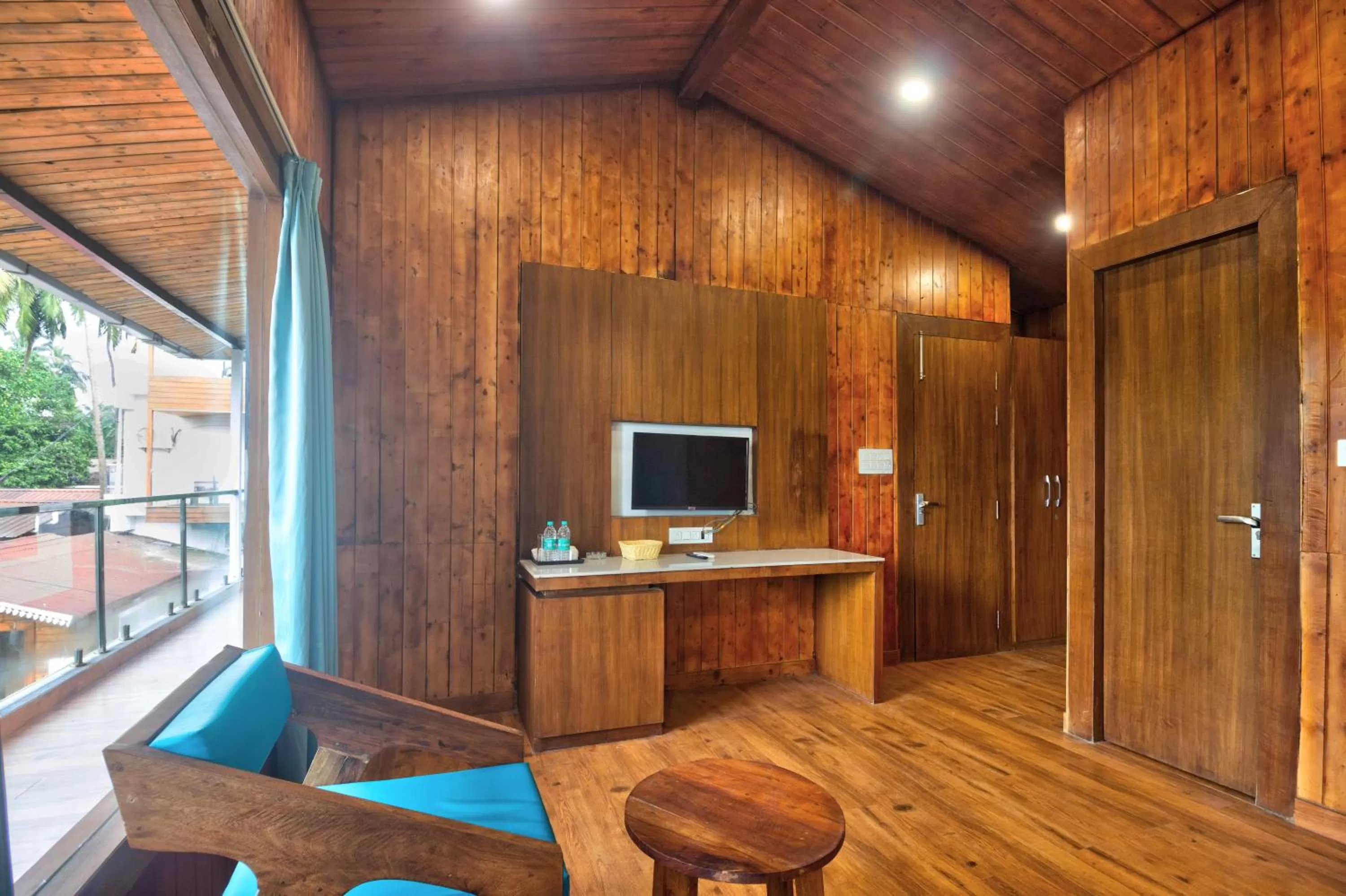 TV and multimedia in Oceano Beach Resort