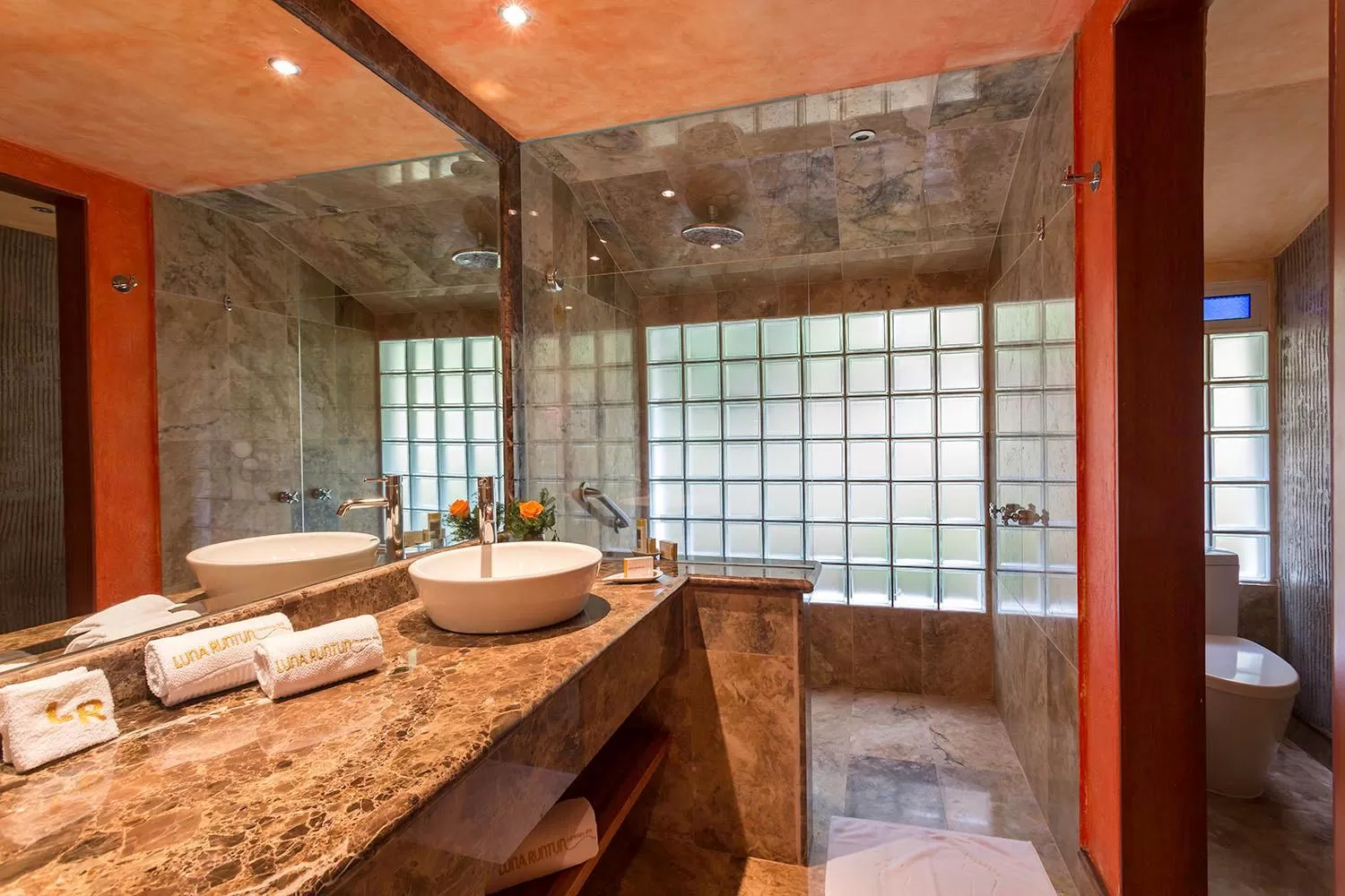 Shower, Bathroom in Luna Volcán, Adventure SPA