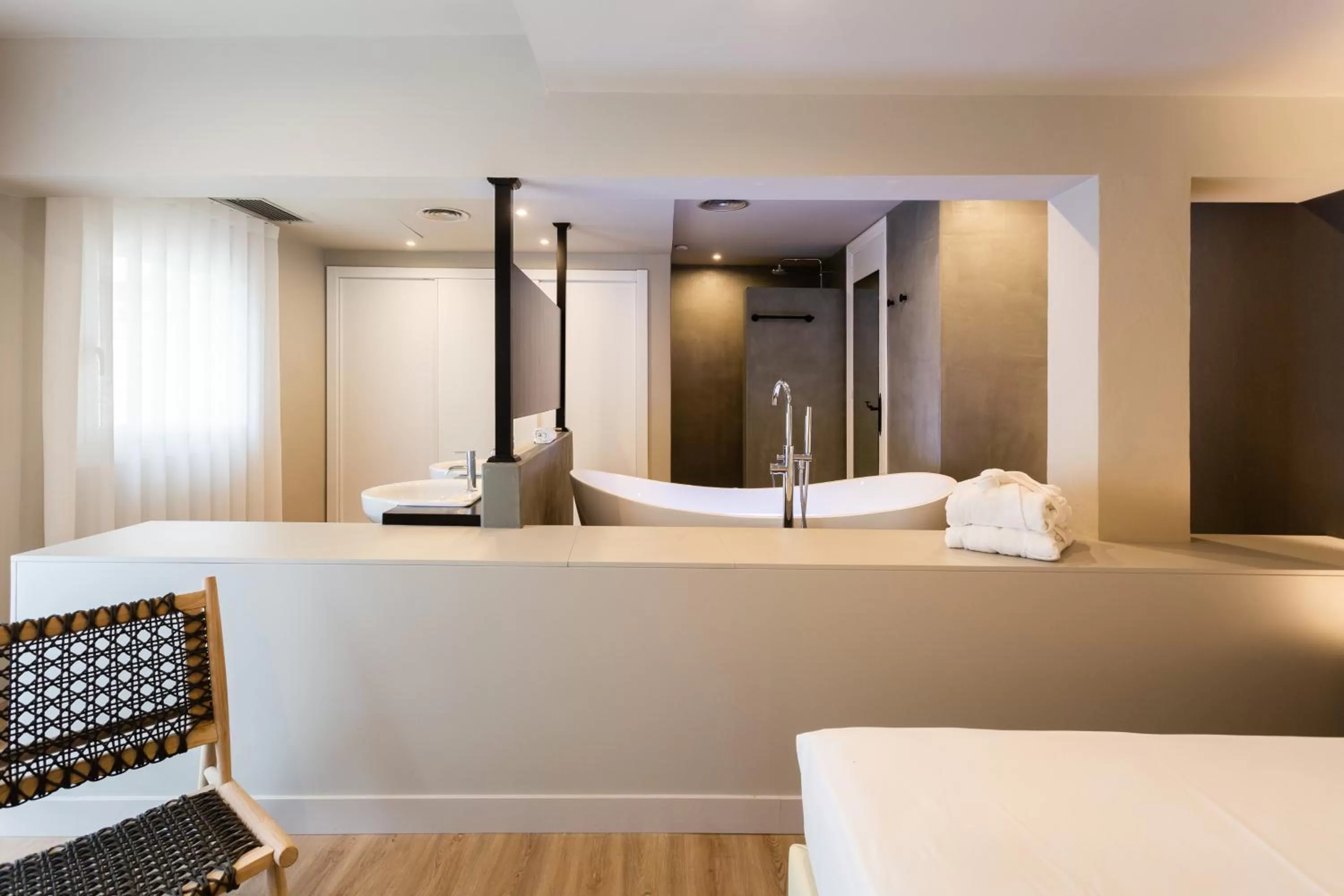 Photo of the whole room, Bed in Mas de la Sala