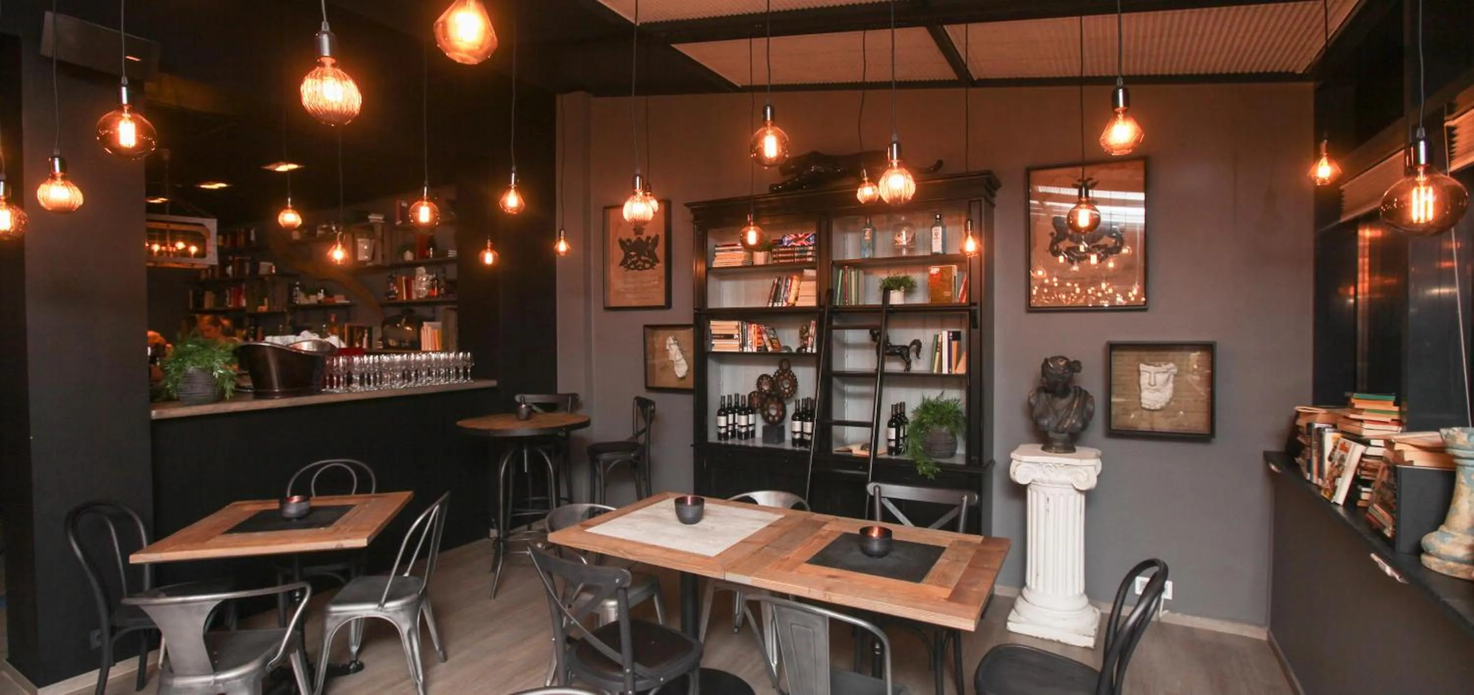 Restaurant/places to eat in Park Inn by Radisson Reykjavik Keflavík Airport