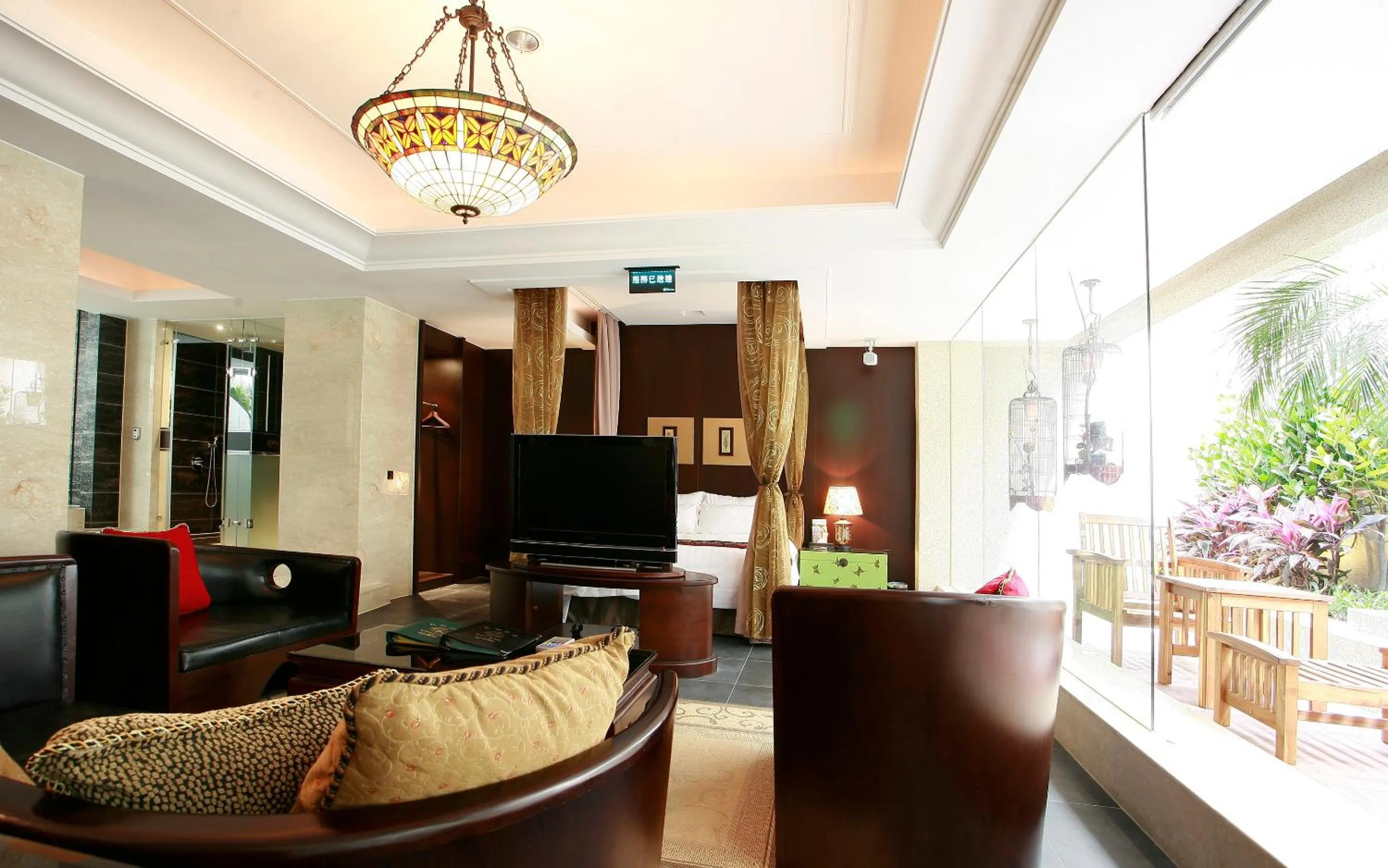 Photo of the whole room in Yes Motel