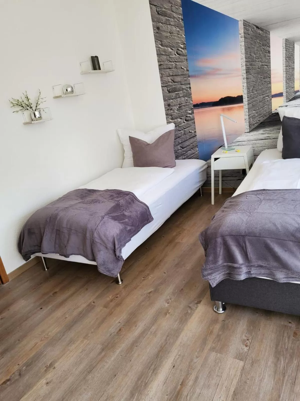 Bed in Hotel Seeblick am Sankelmarker See - Natur und Erholung