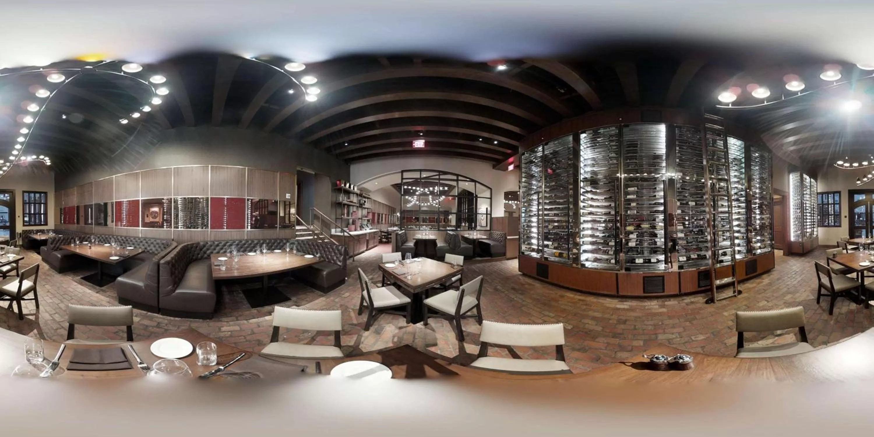 Dining area in Hilton Nashville Downtown