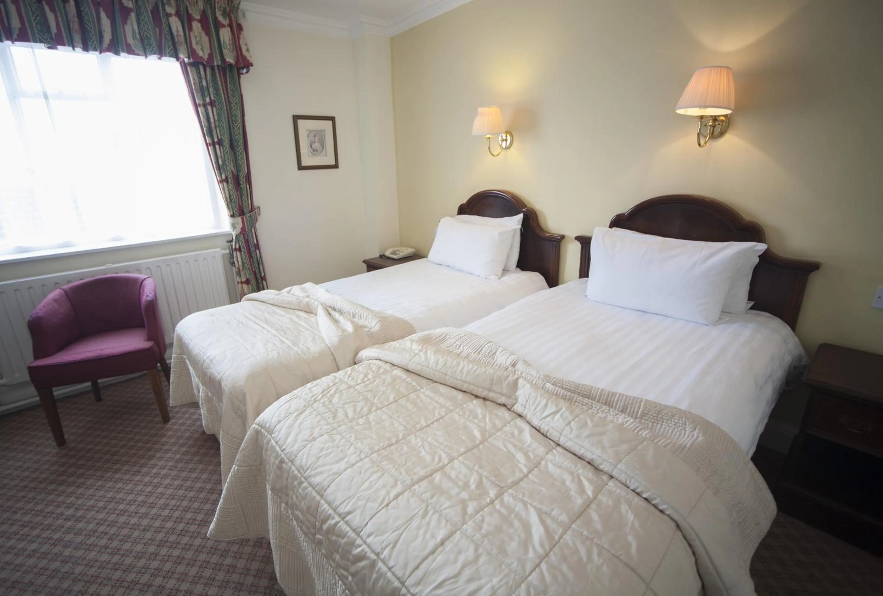 Bedroom, Bed in The Lion Hotel Shrewsbury