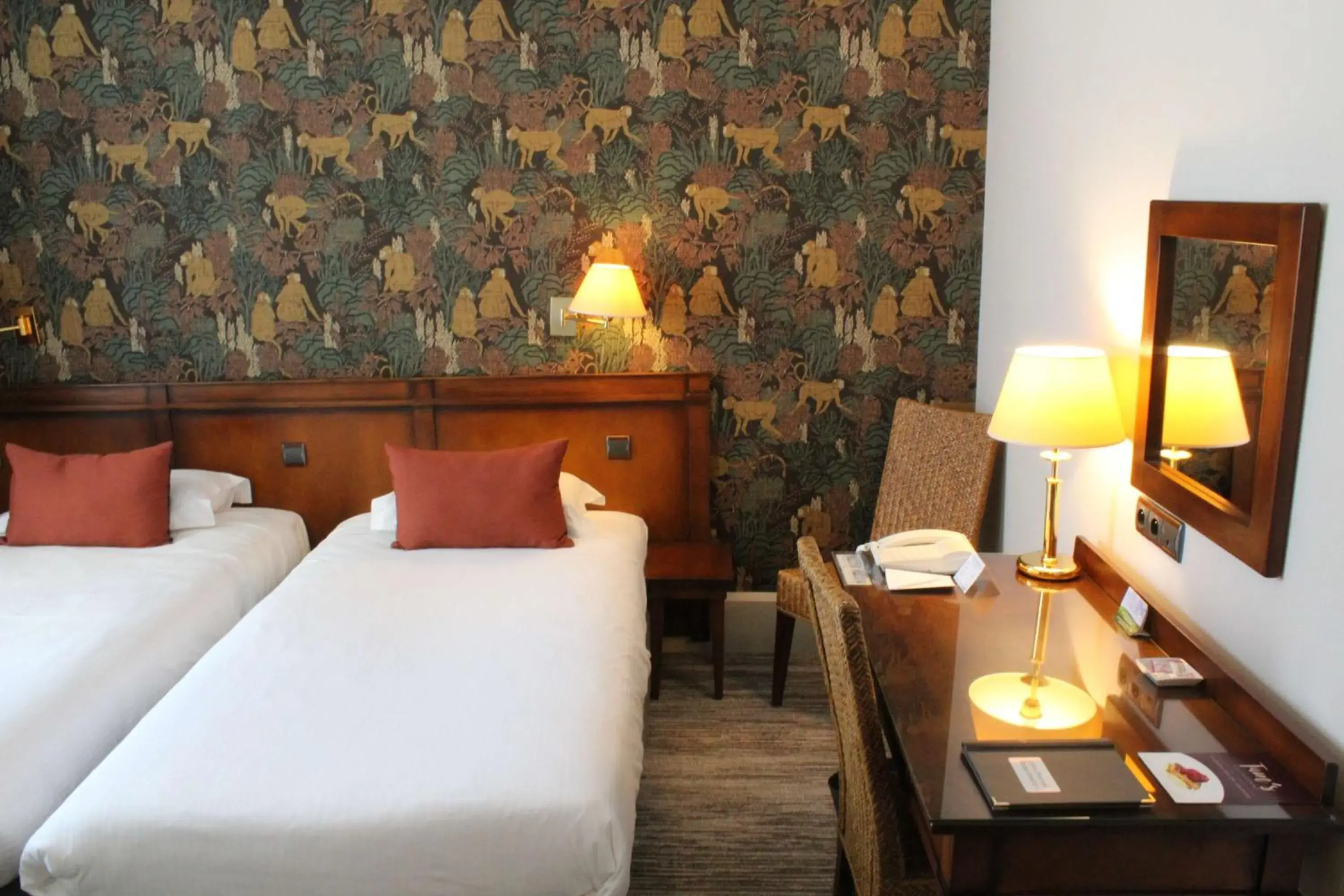 Superior Twin Room in Best Western de Diane Superior Twin Room in Best Western de Diane