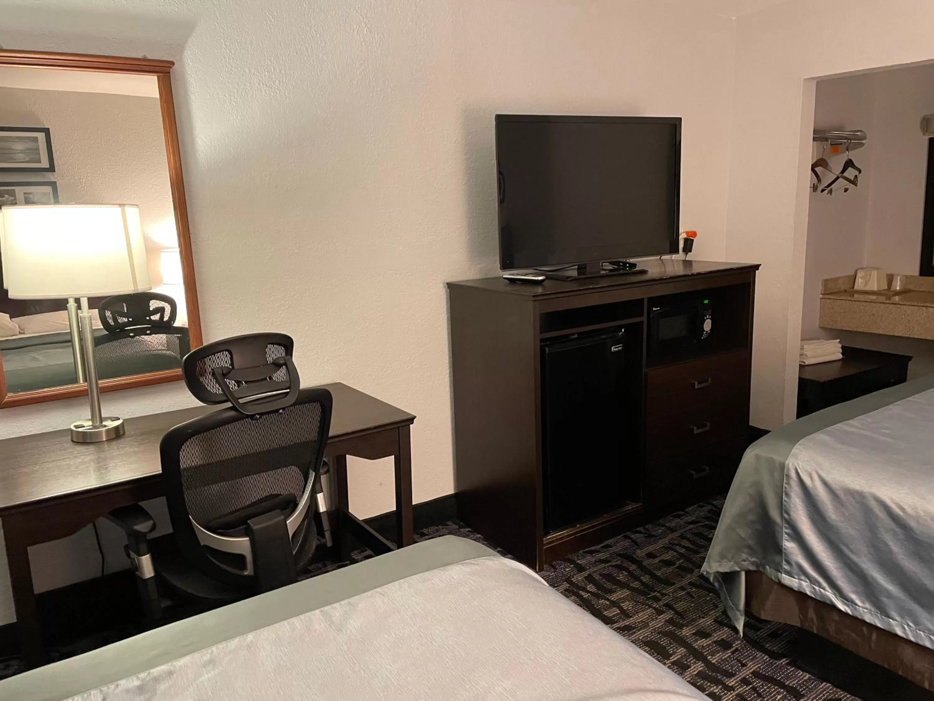 Bed in Scottish Inns Manchester