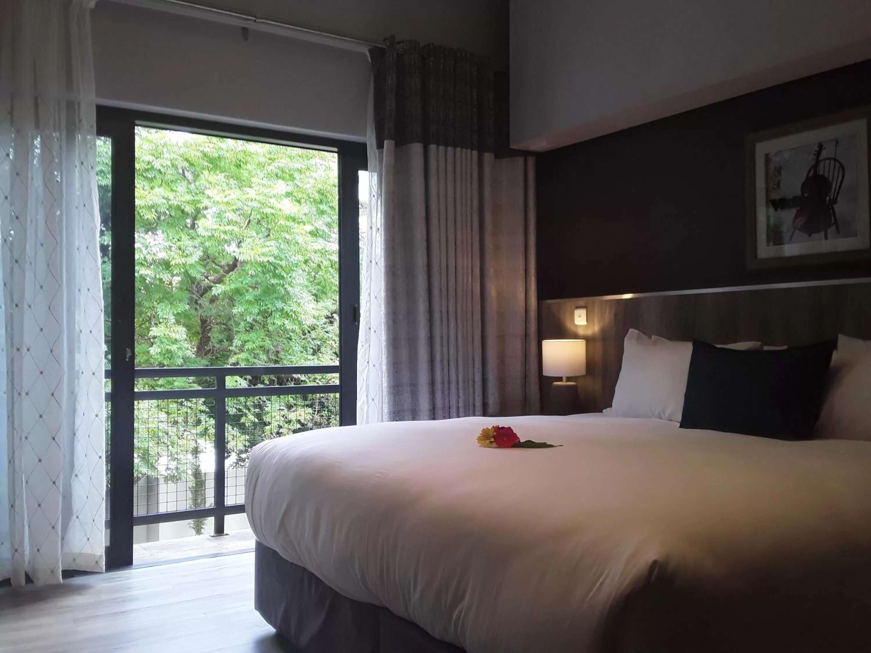 Spring, Bed in La Orchard Hotel