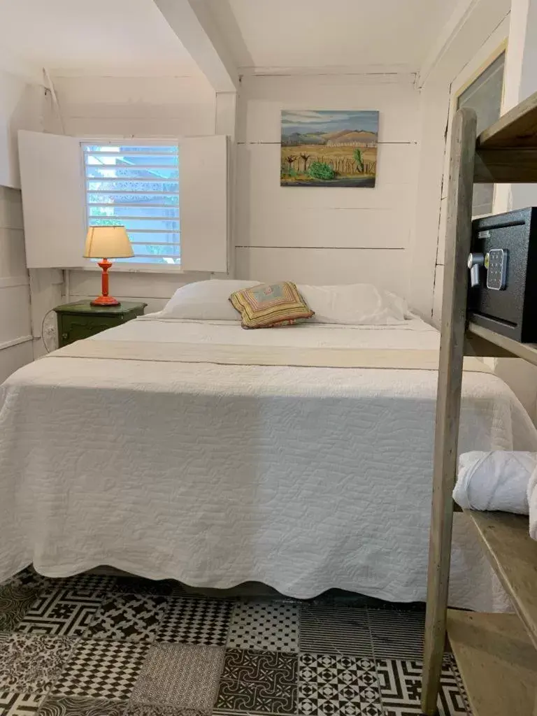 Double Room with Extra Bed in Looking Good Surf House San Juan del Sur Double Room with Extra Bed in Looking Good Surf House San Juan del Sur