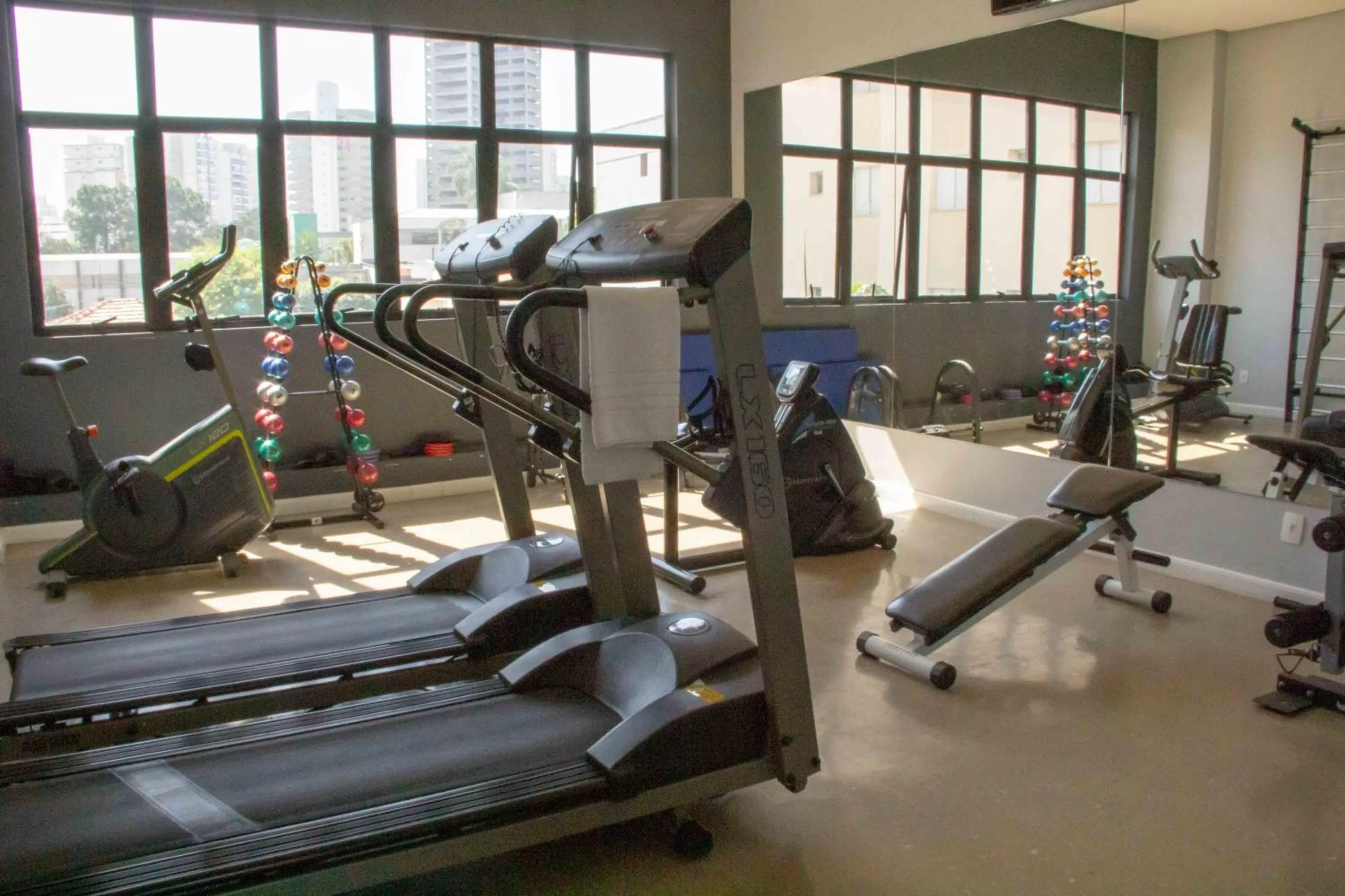 Aparthotel Twin Towers