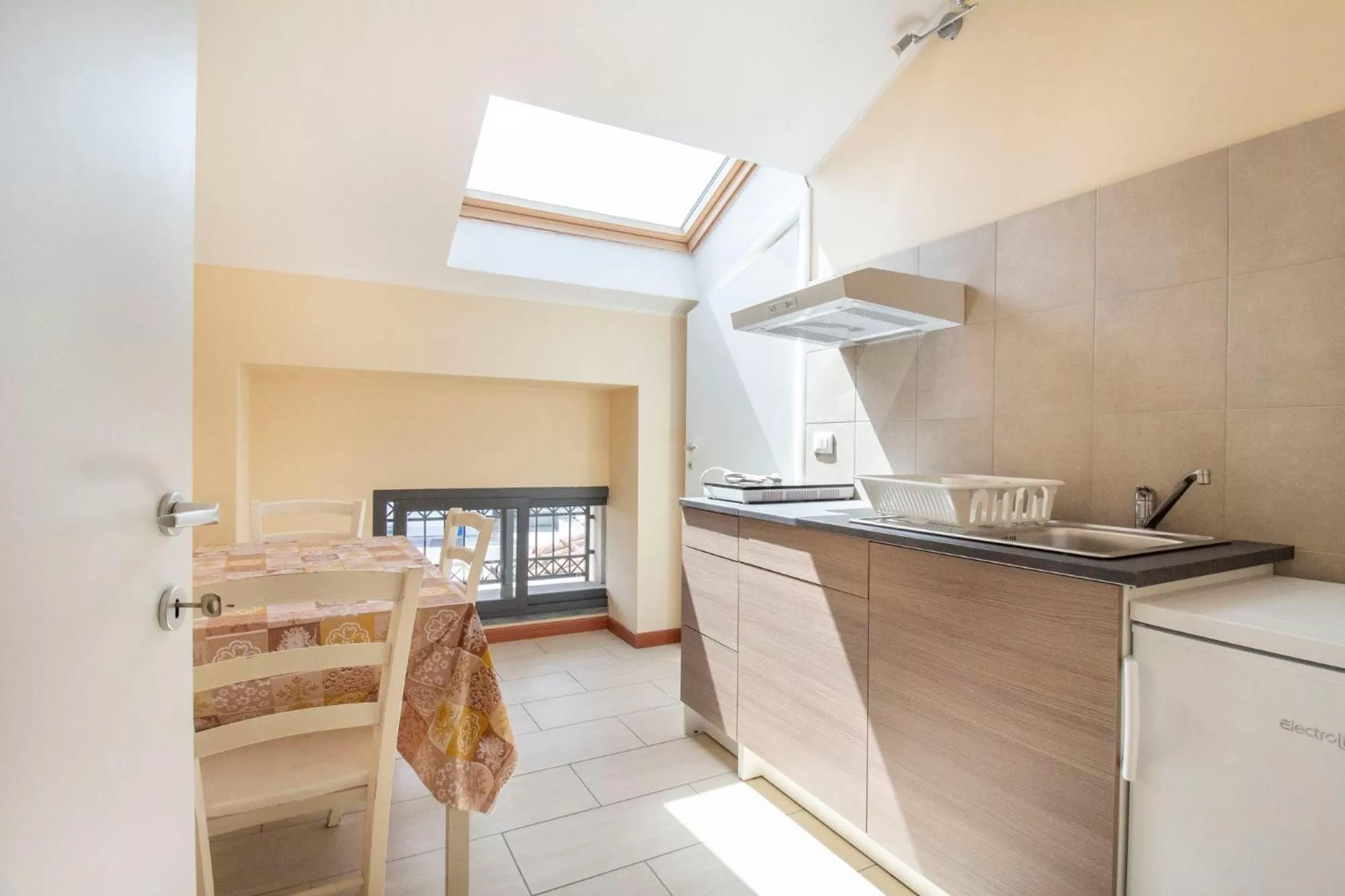 Royal Playa Suite and Apartament -private parking- self chek out