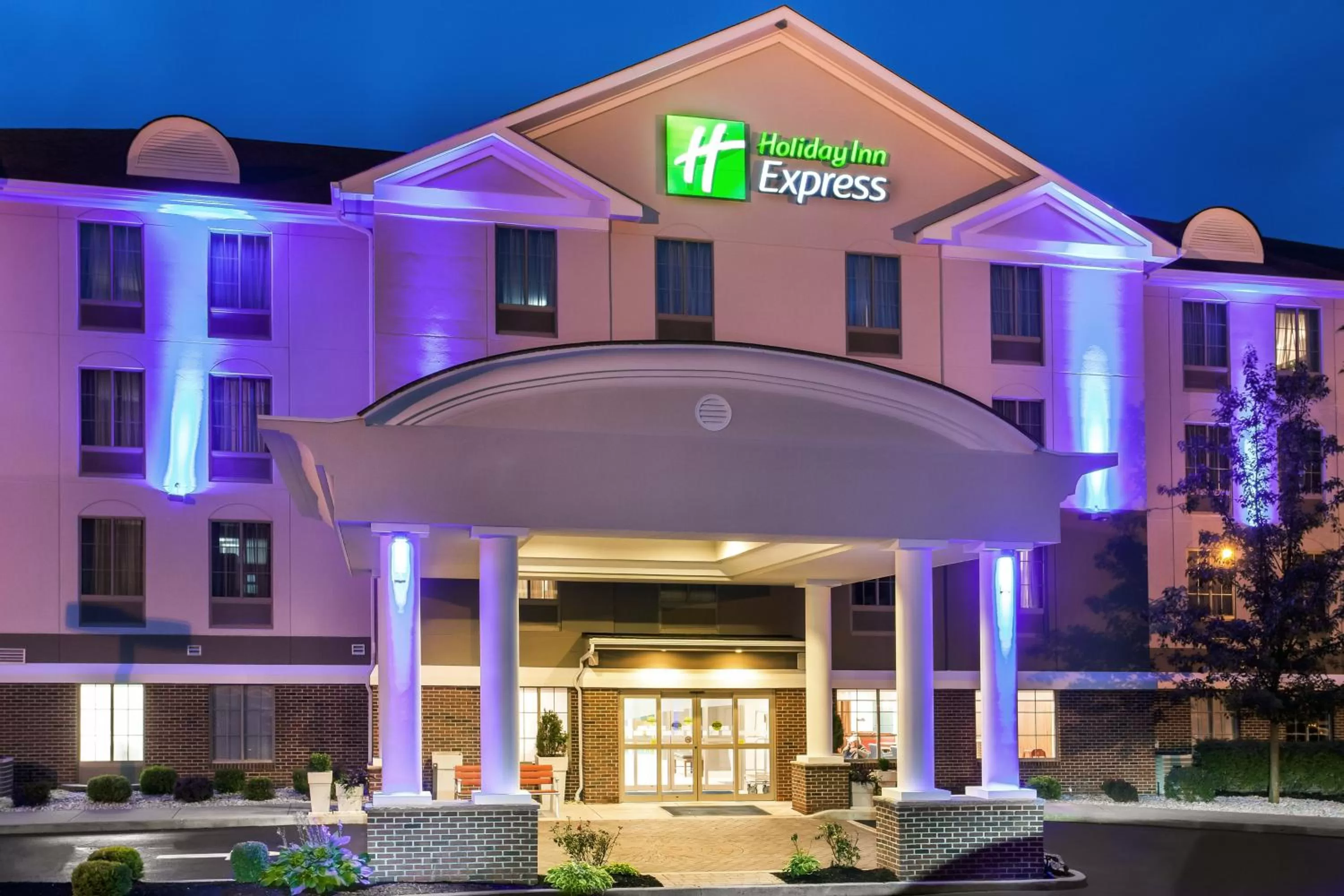 Property building in Holiday Inn Express Haskell-Wayne Area by IHG