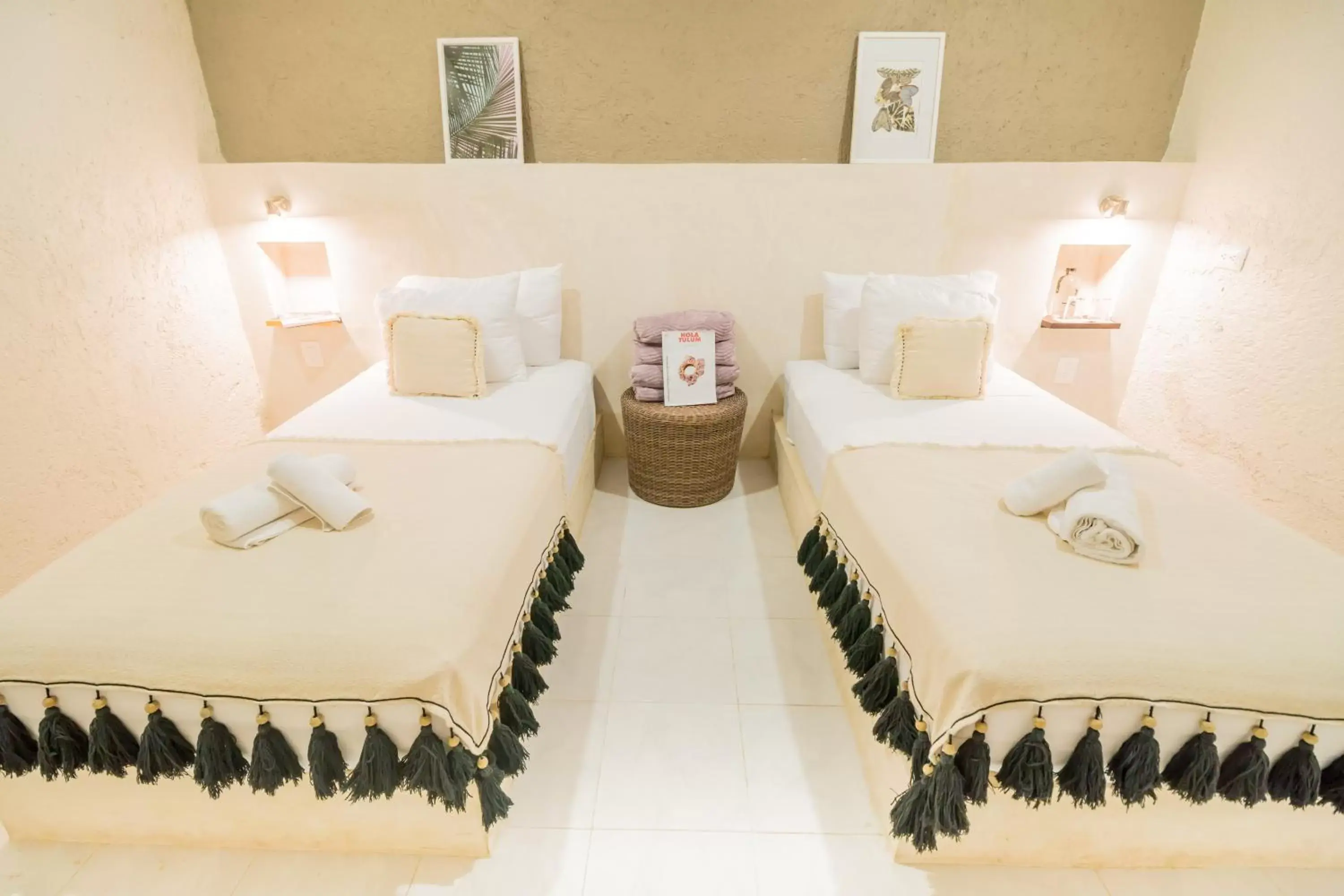 Female Dormitory Room - single occupancy in Aruma Art House Hotel Boutique Female Dormitory Room - single occupancy in Aruma Art House Hotel Boutique