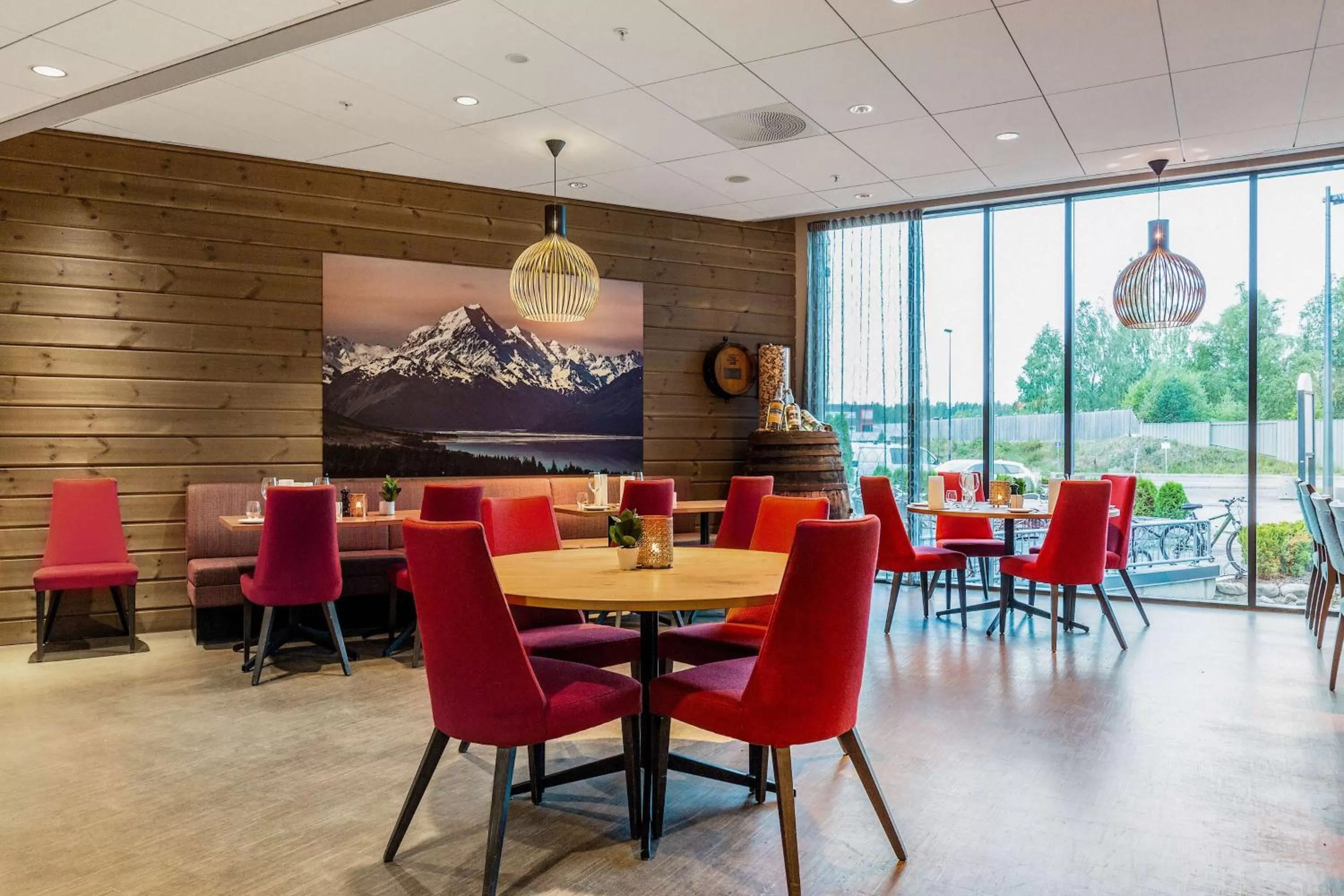 Restaurant/places to eat in Thon Partner Elgstua Hotel