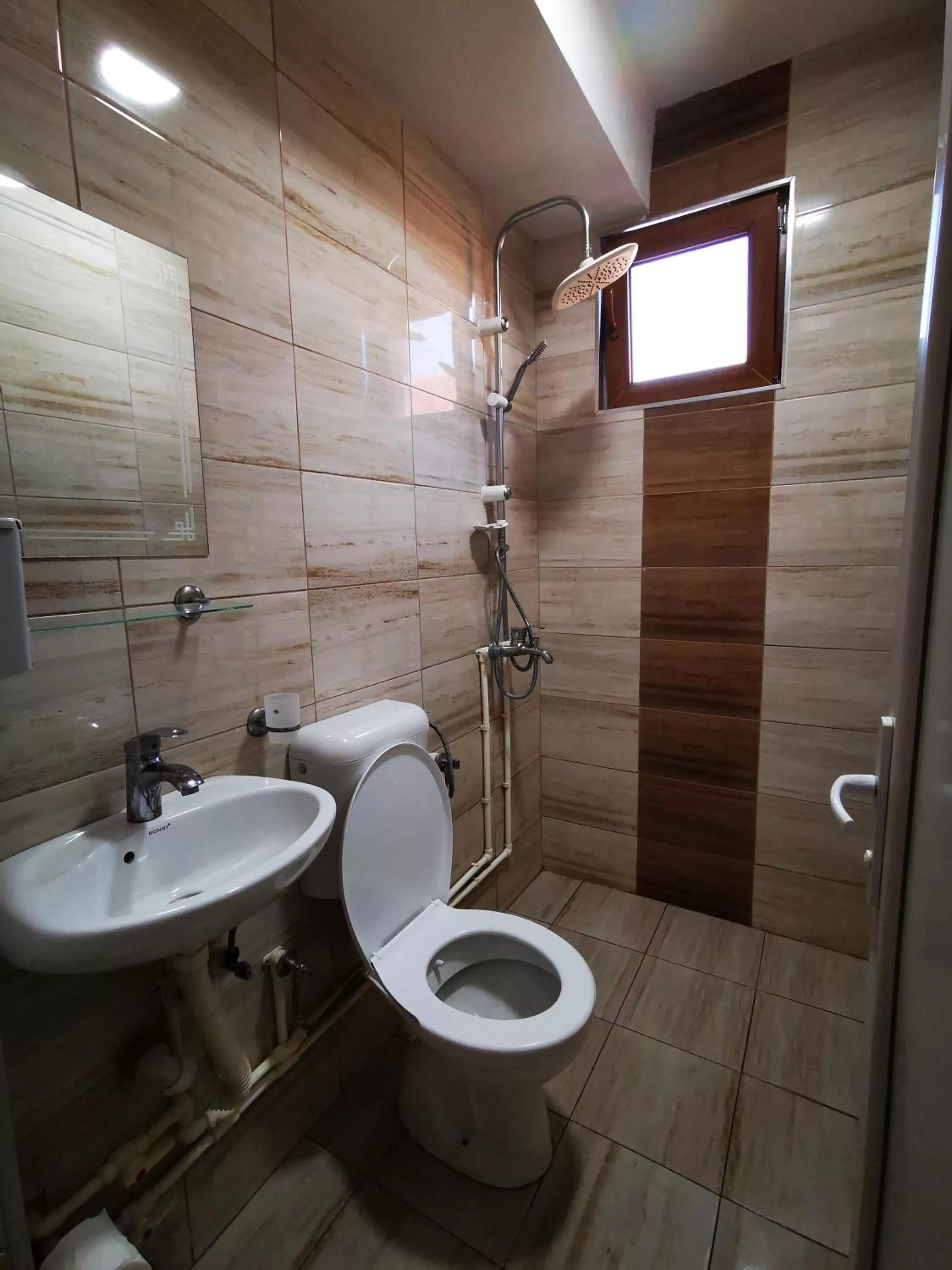 Bathroom in Motel Atika