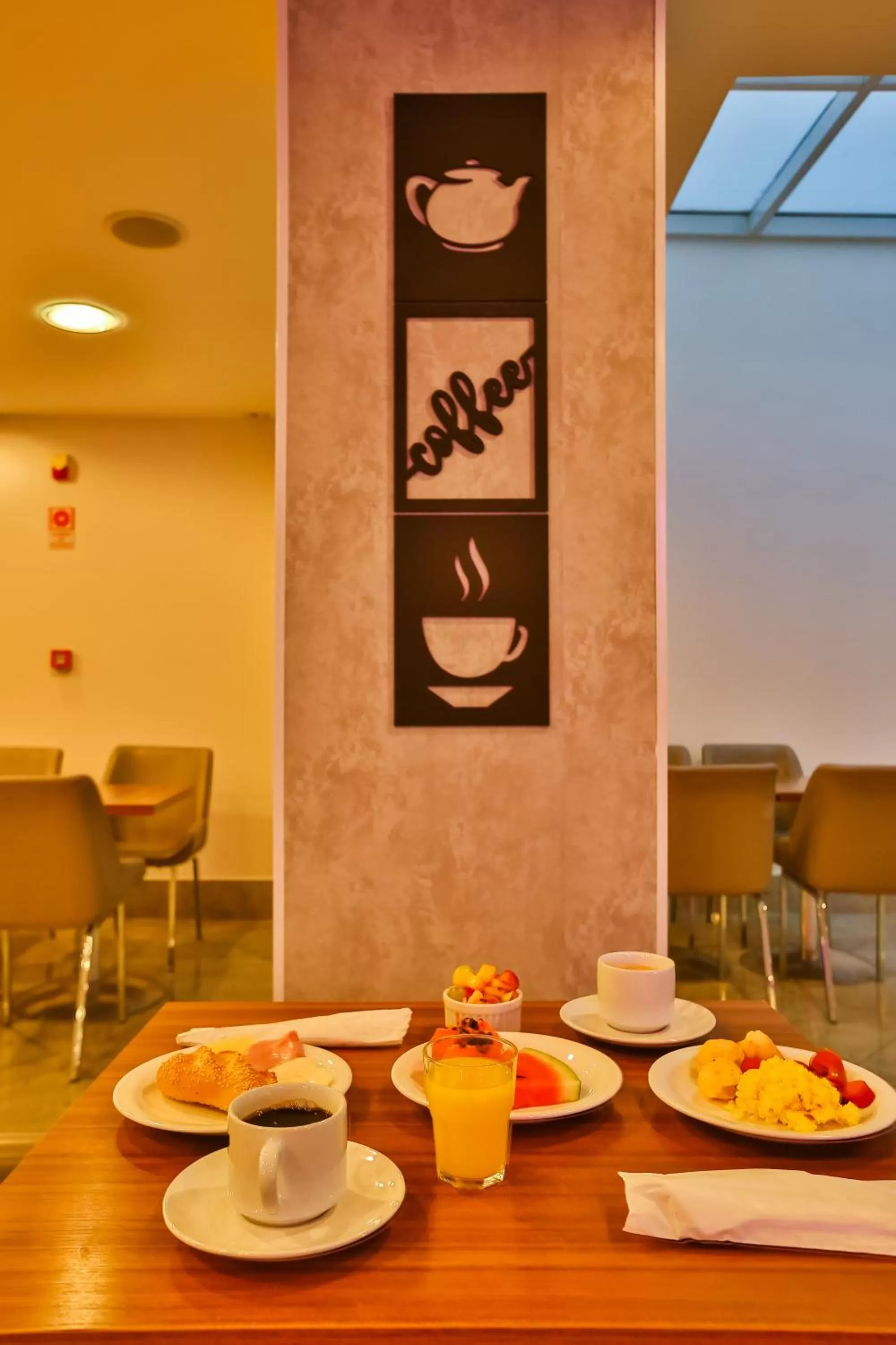 Food and drinks in ibis Copacabana Posto 2