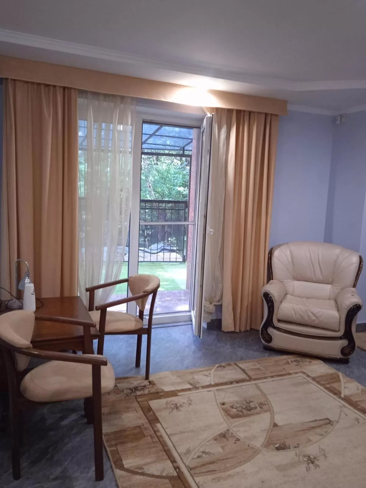 Seating Area in Red Stone