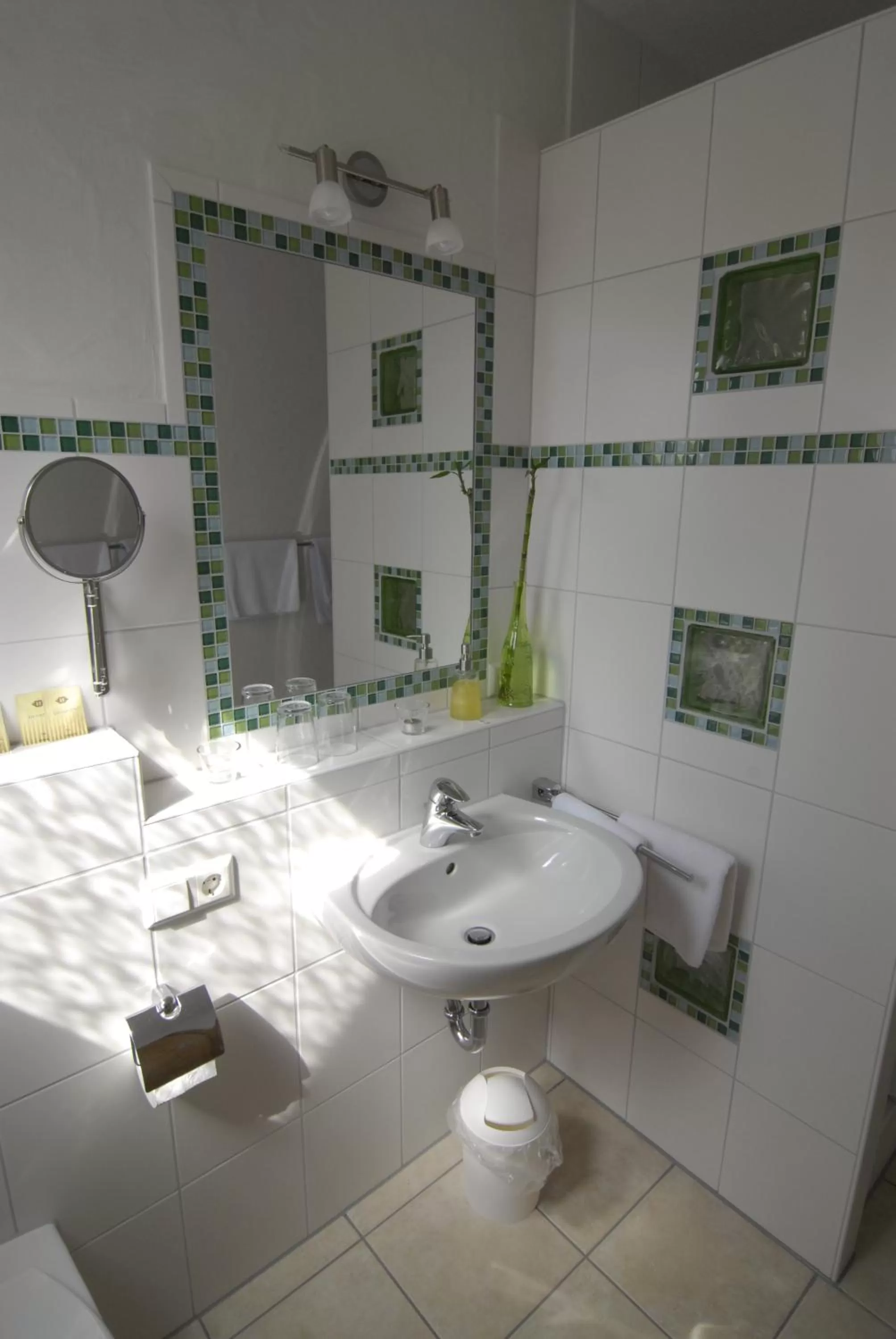 Bathroom in Weinhotel / Gasthaus zur Sonne