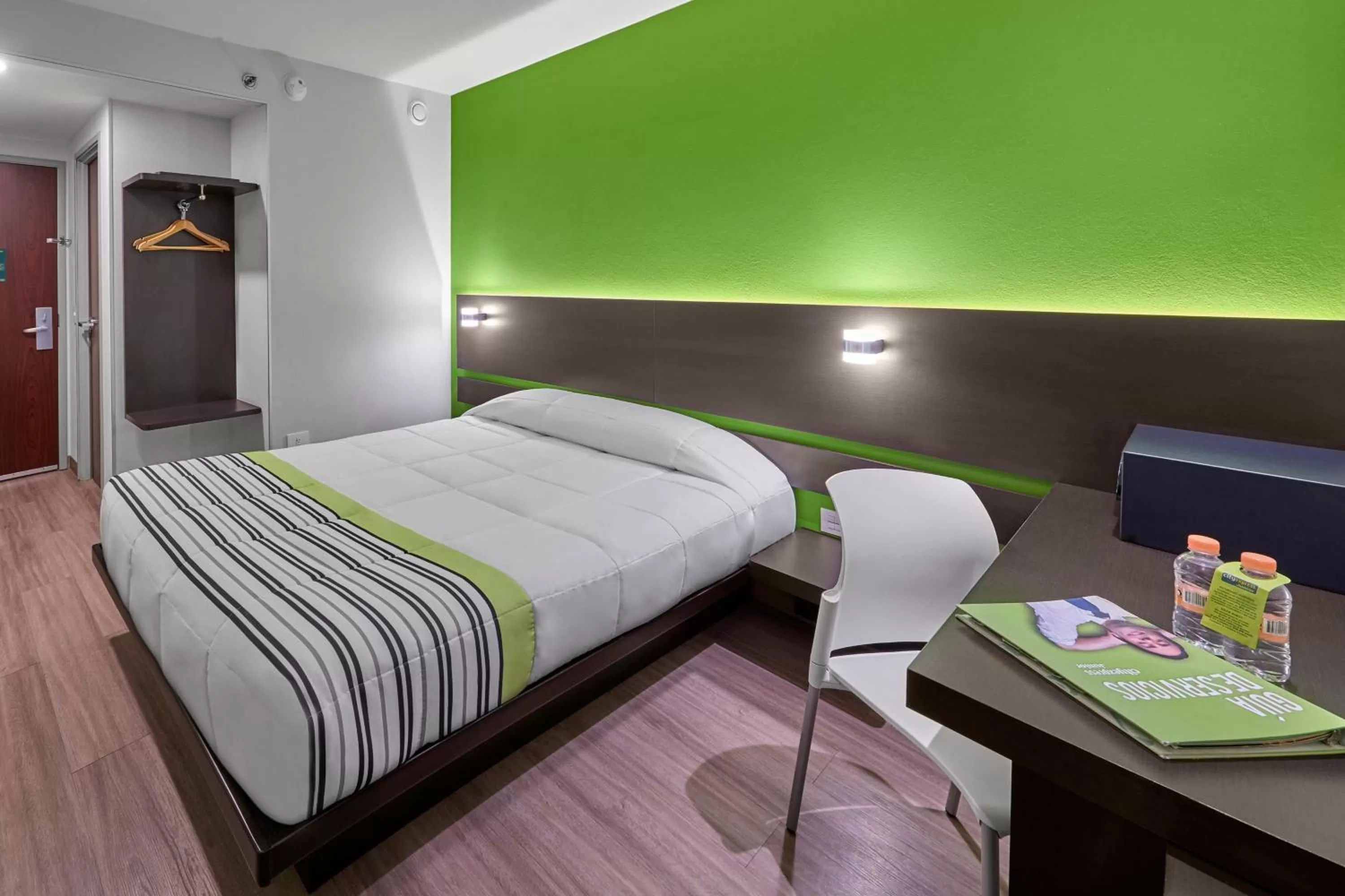 Bedroom, Bed in City Express Junior by Marriott Juarez Consulado