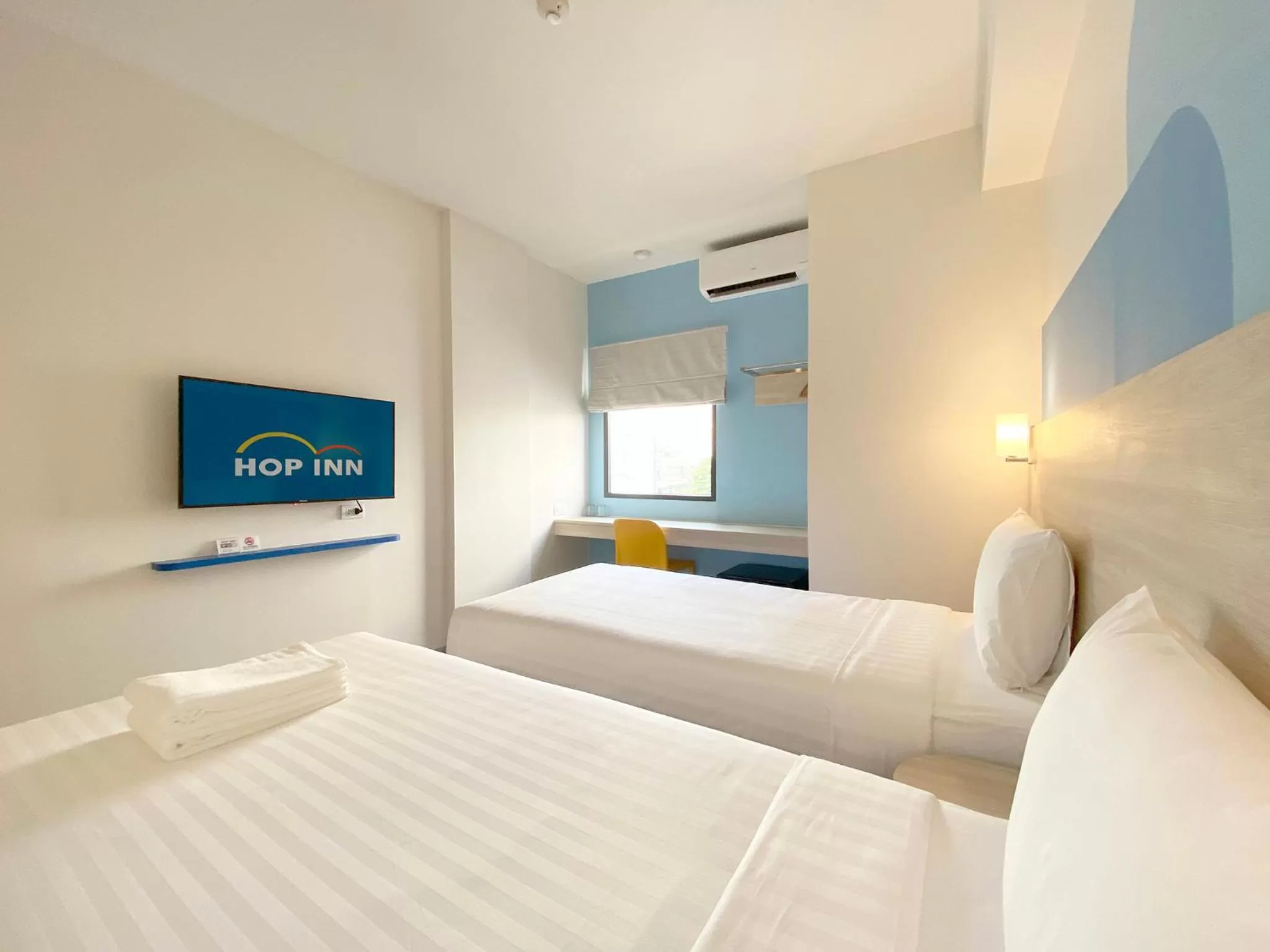 Bedroom, Bed in HOP INN Bangkok Krung Thonburi Station