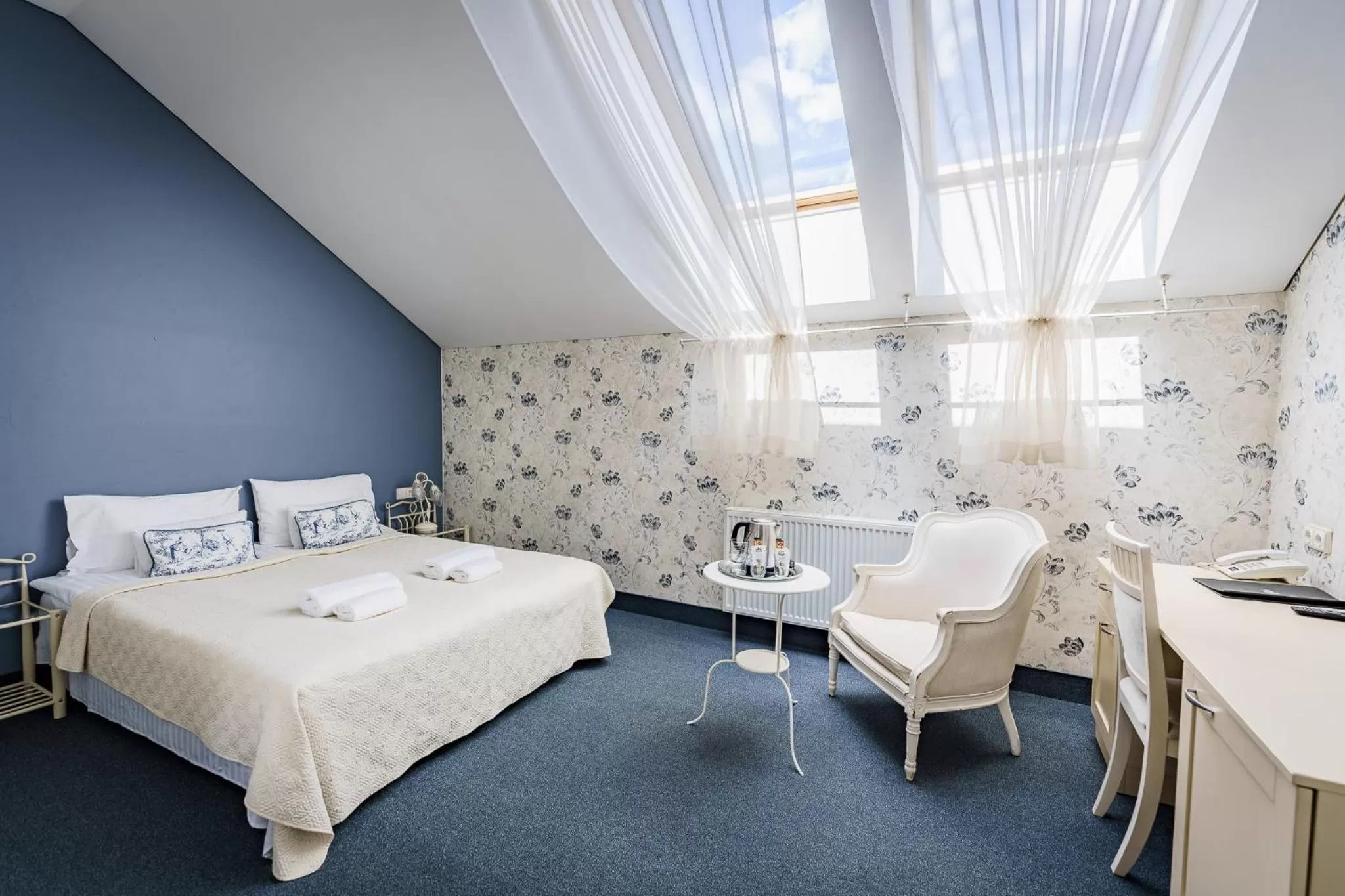 Superior Double Room in Moon Garden Old Town Hotel