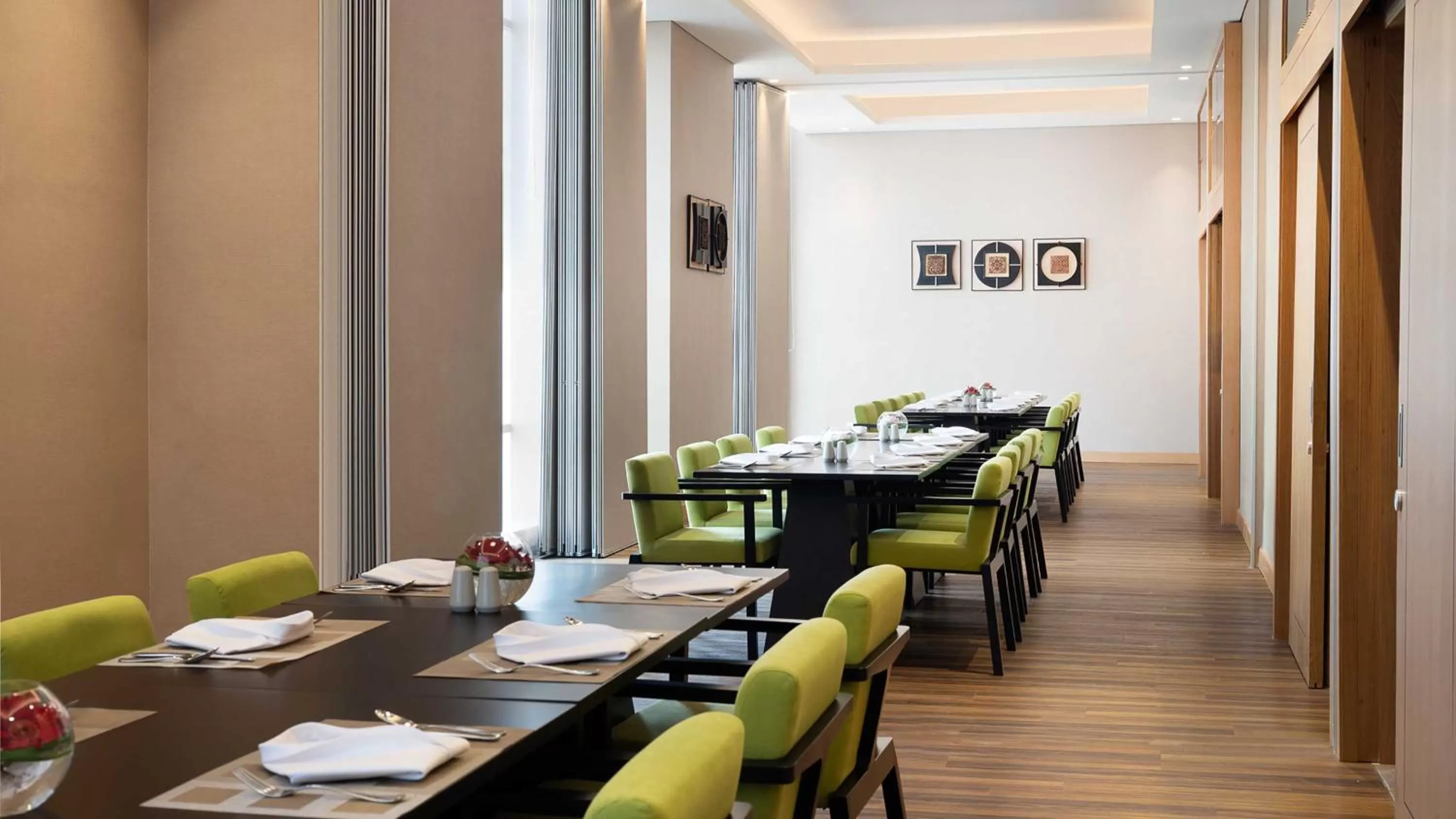 Restaurant/places to eat in Holiday Inn & Suites Jakarta Gajah Mada by IHG