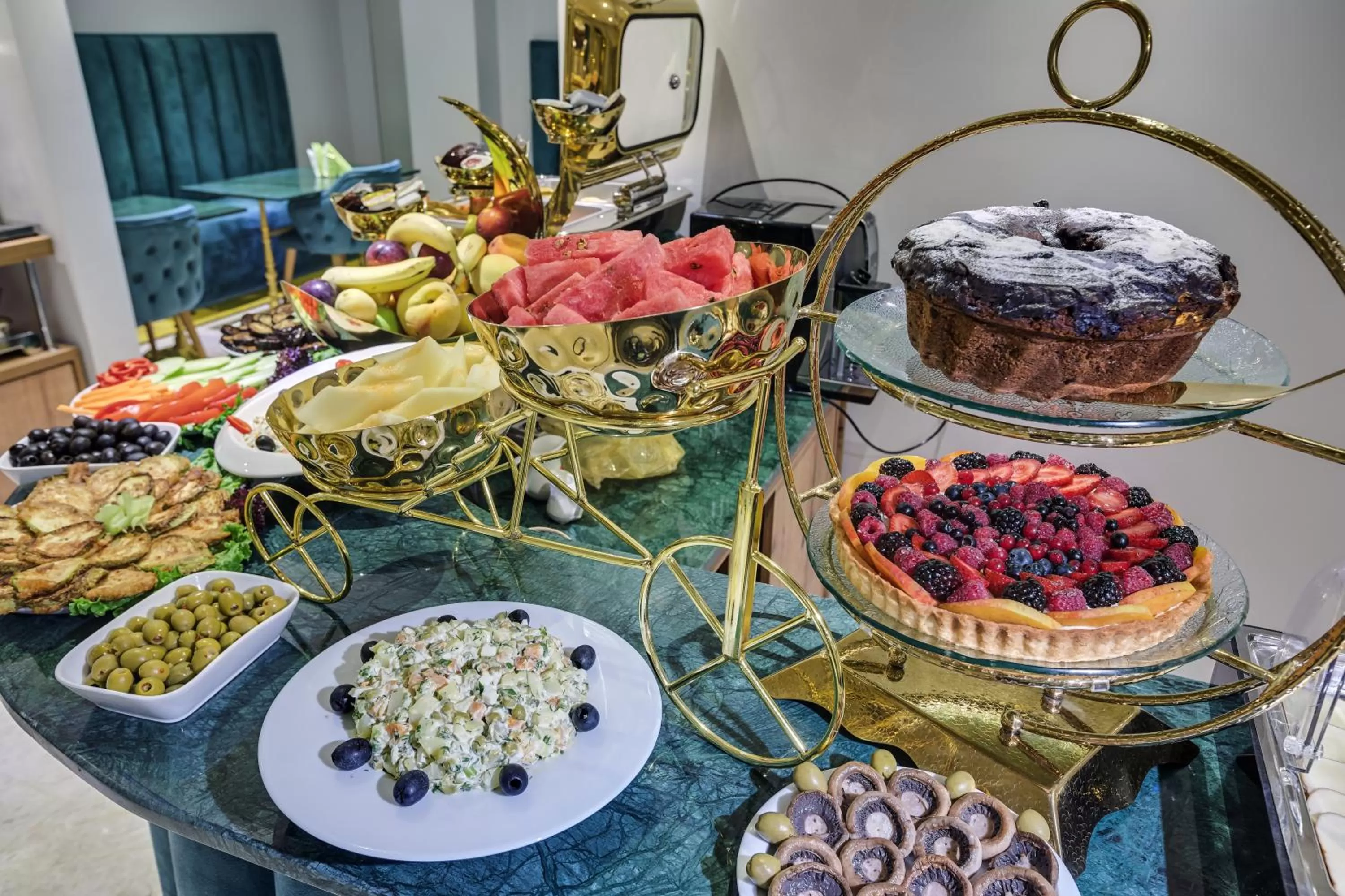 Buffet breakfast, Lunch and Dinner in Mit Hotel Tbilisi