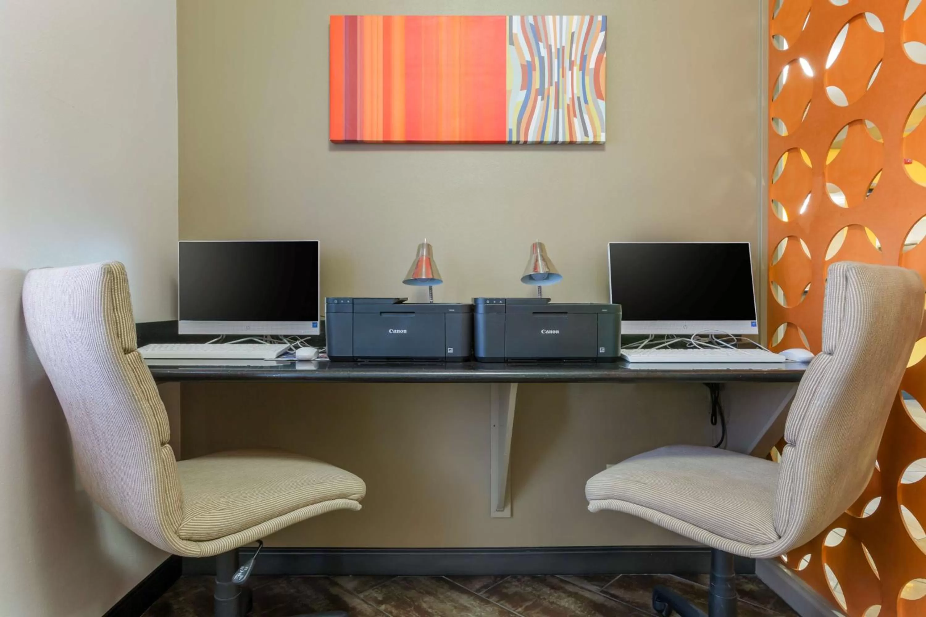 Business facilities in Best Western Plus the Four Corners Inn